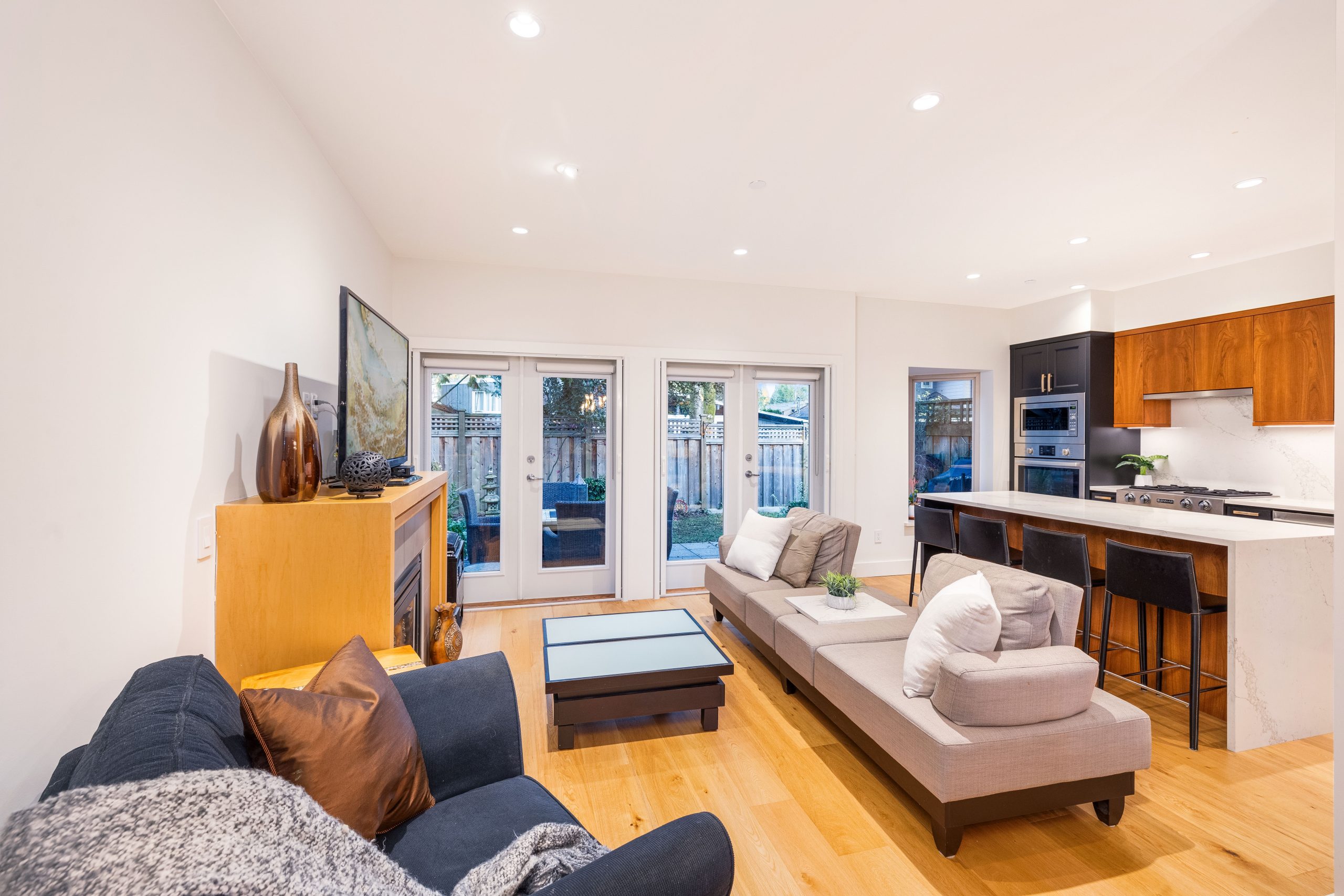 16-3750 Edgemont Blvd, North Vancouver, BC 13