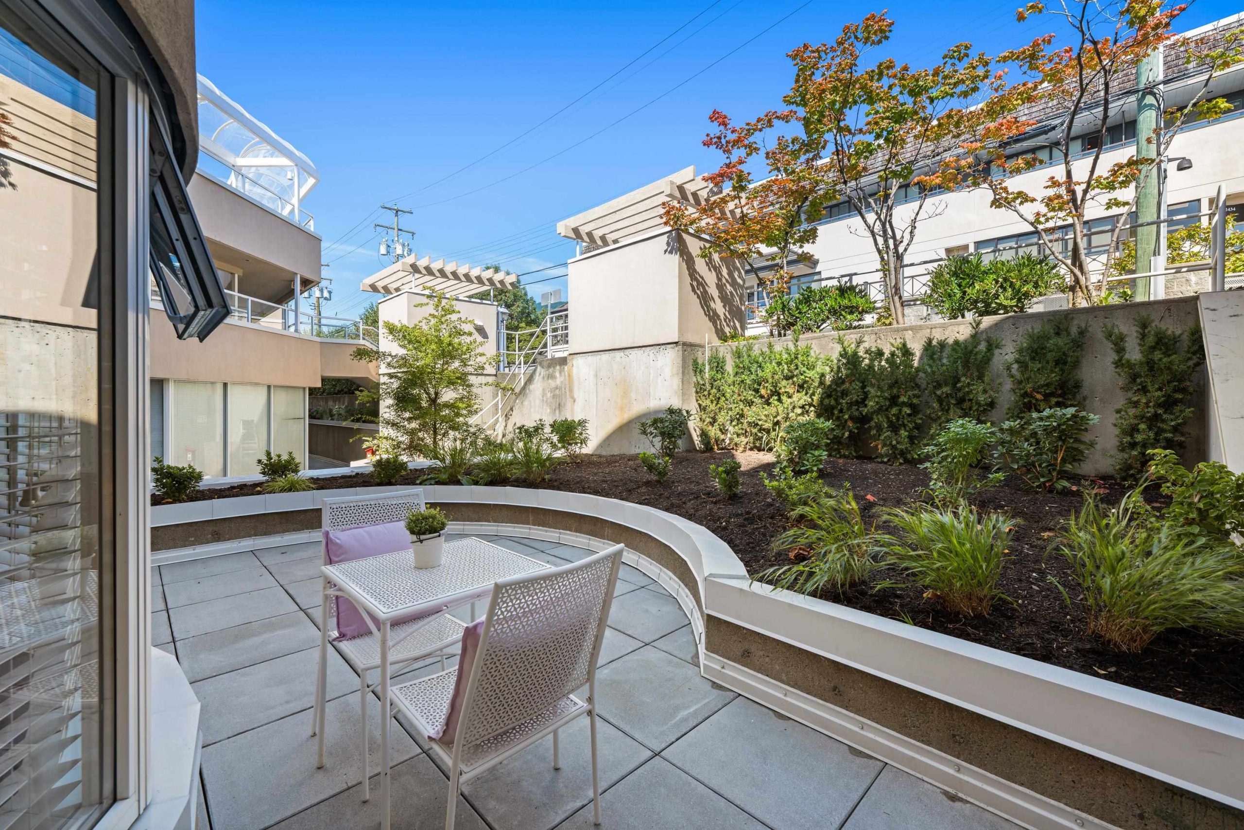 101 2455 S BELLEVUE AVENUE 7
