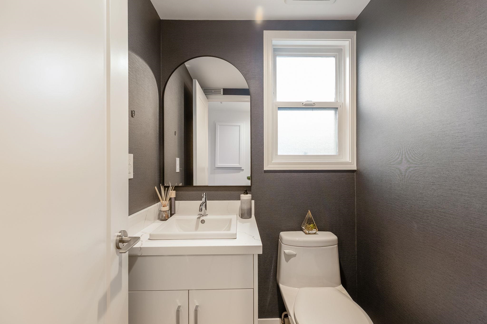 108 E 26TH STREET 8
