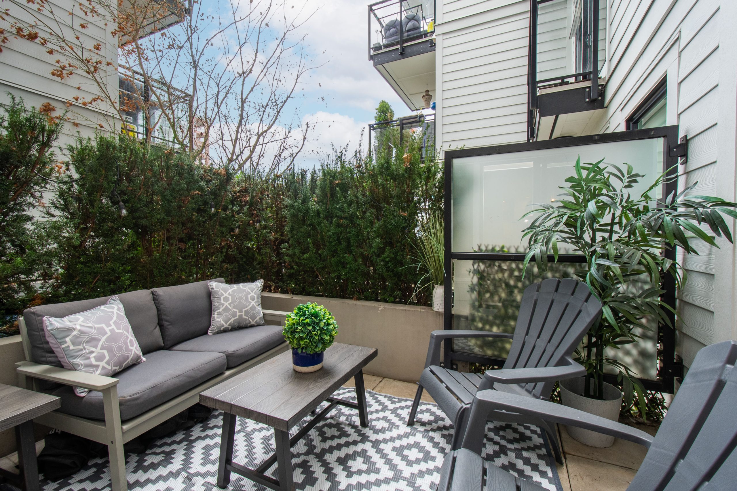 216-111 East 3rd Street 31