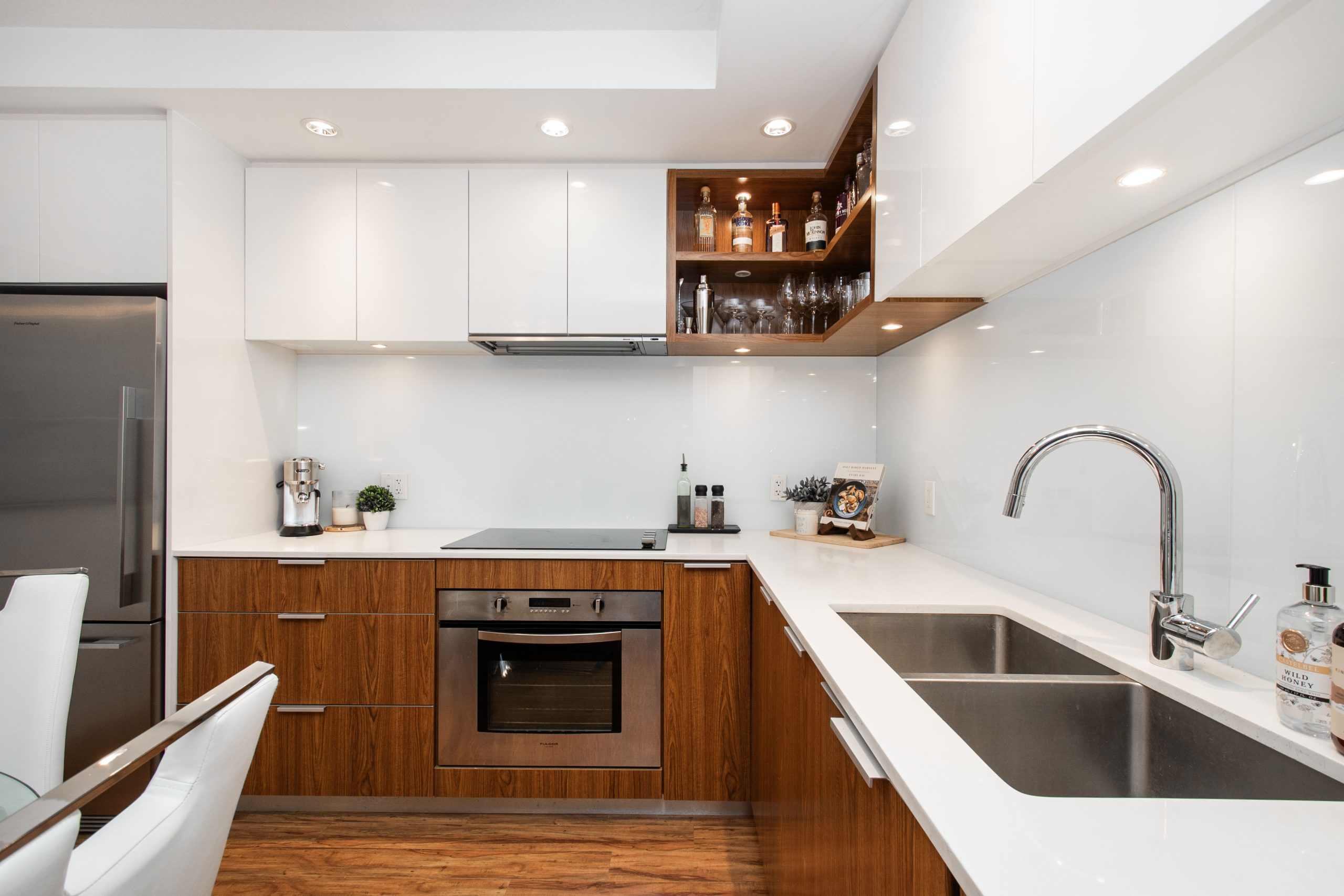 216-111 East 3rd Street 8