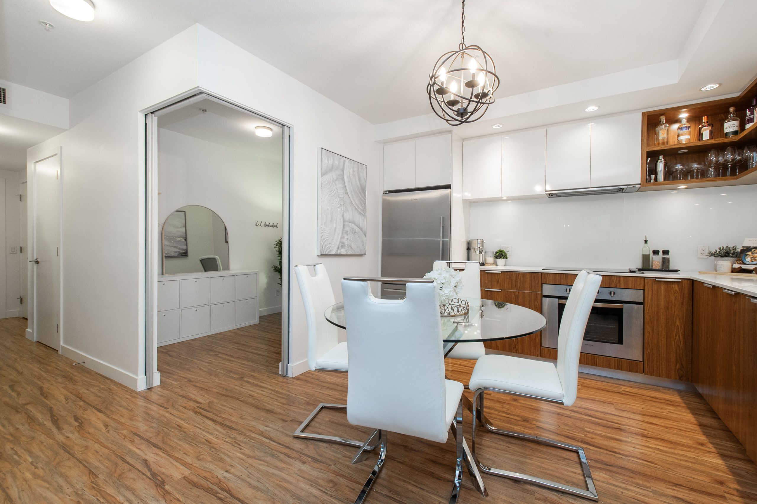 216-111 East 3rd Street 6