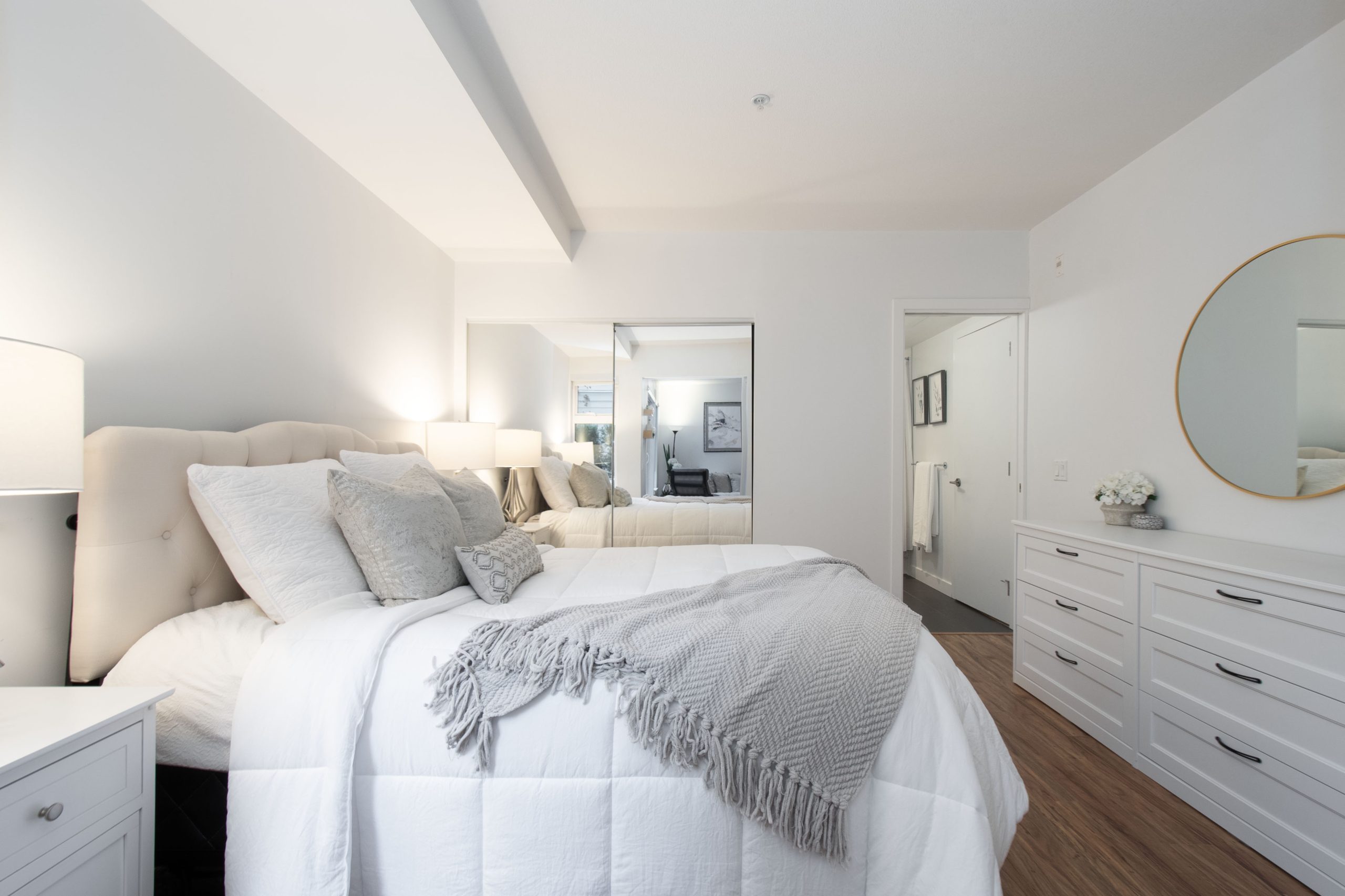 216-111 East 3rd Street 11