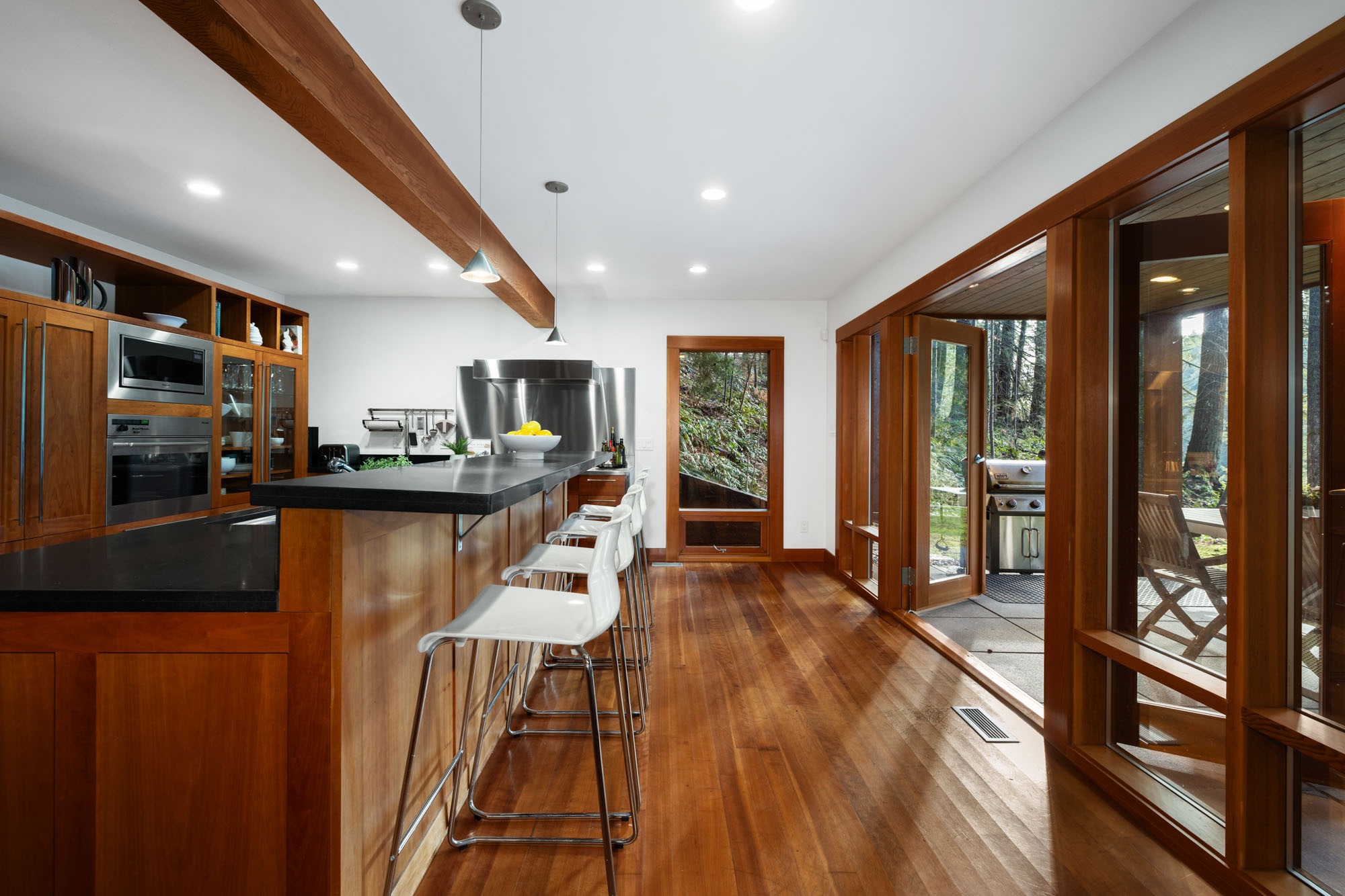 3995 Capilano Road, North Vancouver, BC 21