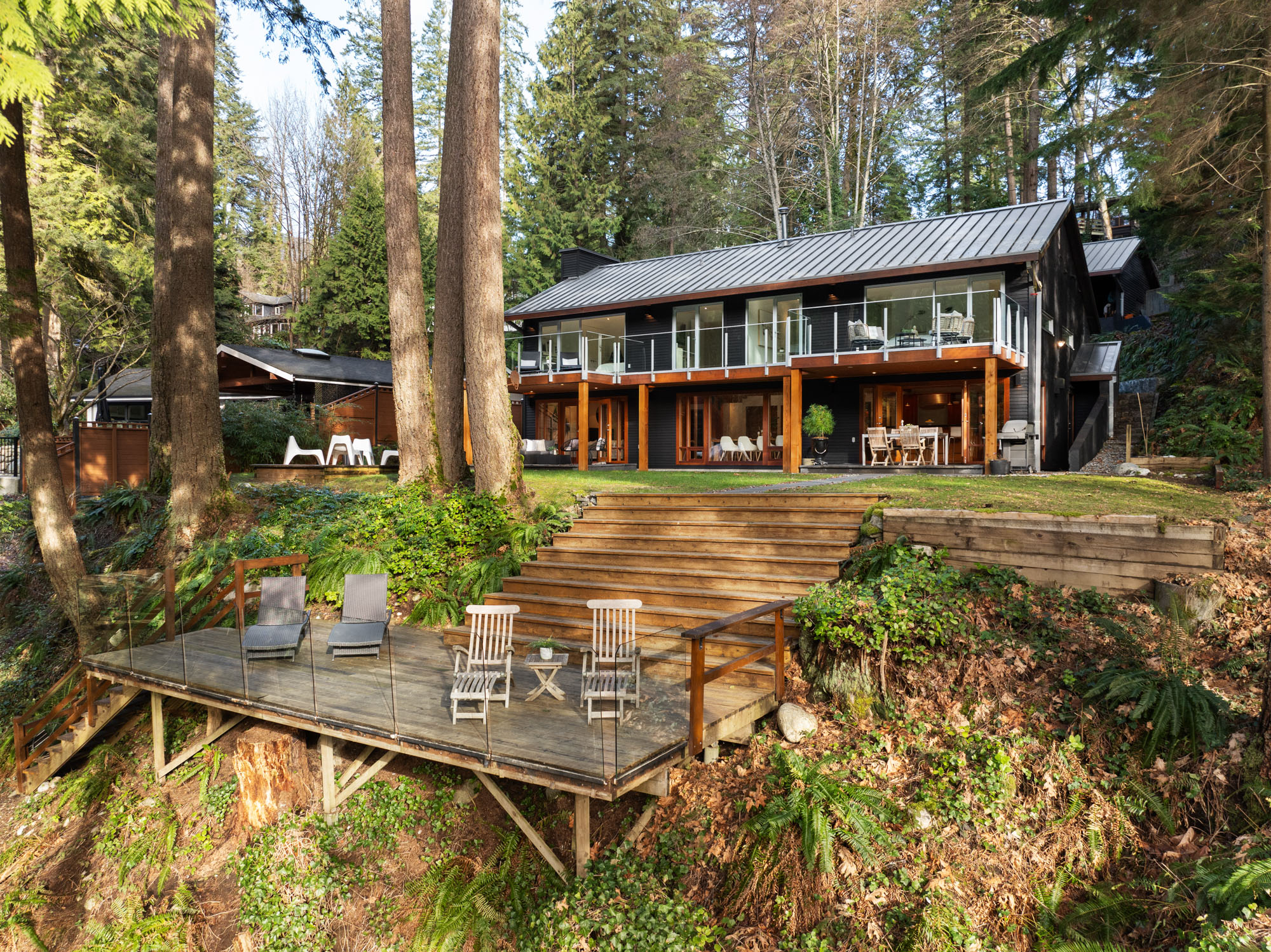 3995 Capilano Road, North Vancouver, BC 4