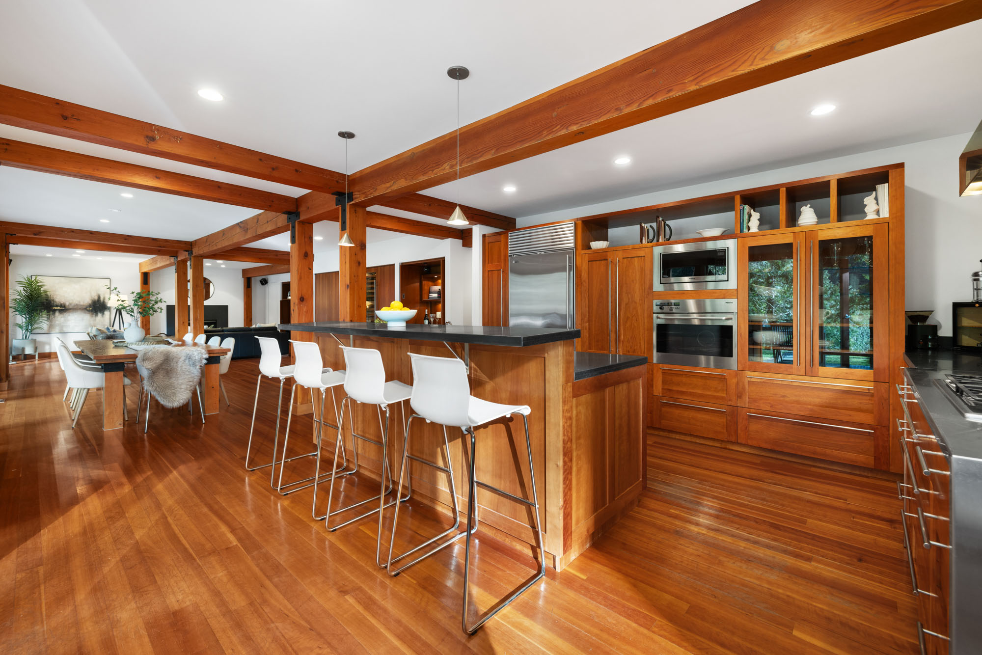3995 Capilano Road, North Vancouver, BC 12