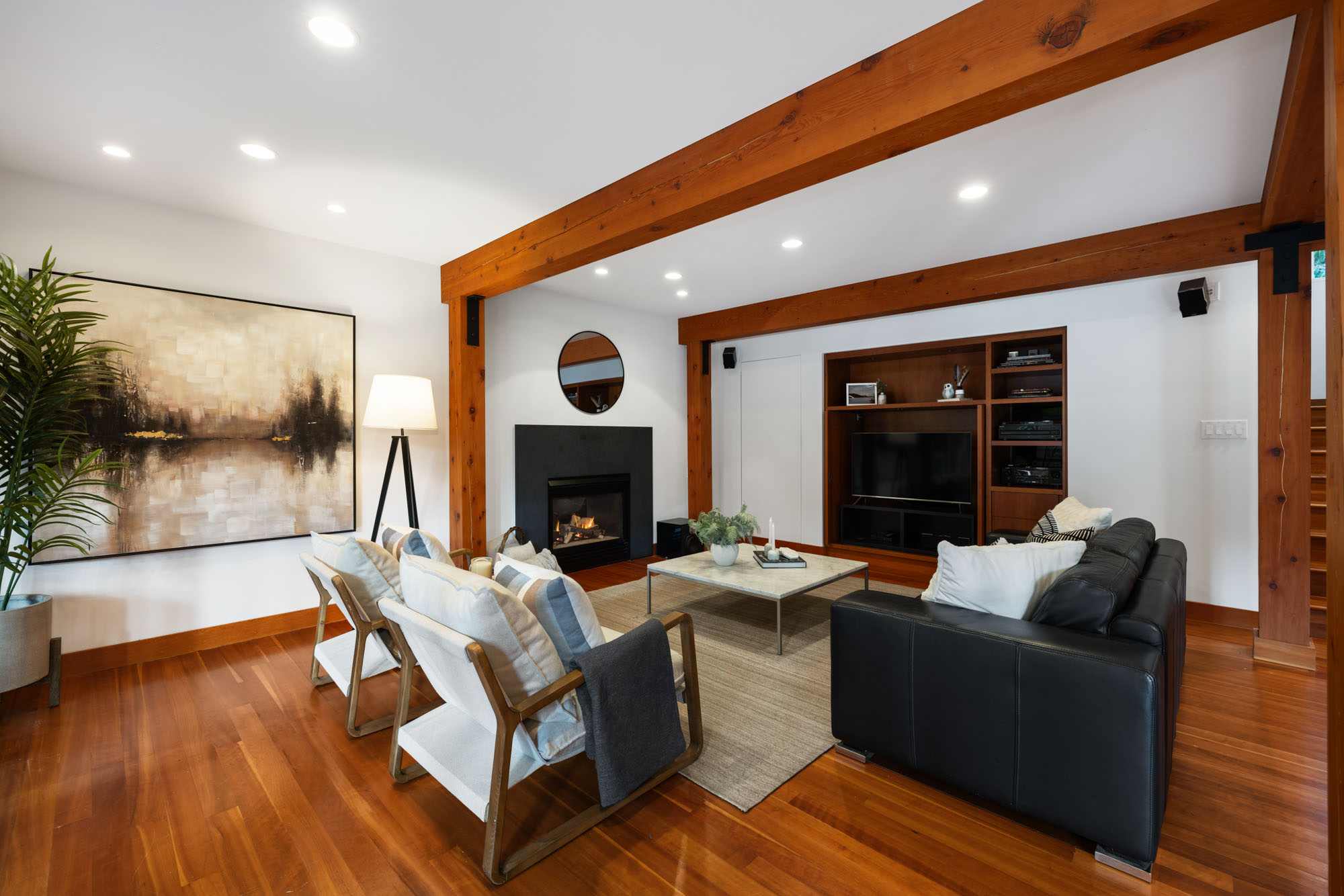 3995 Capilano Road, North Vancouver, BC 25
