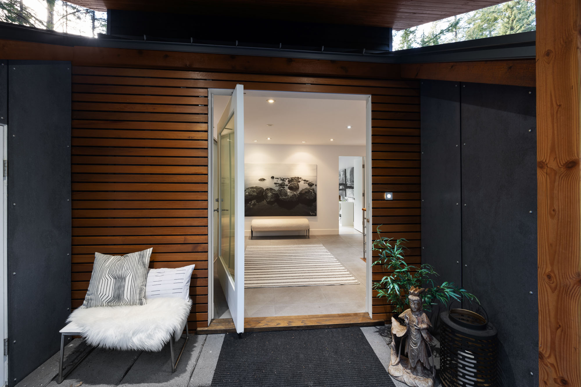 3995 Capilano Road, North Vancouver, BC 50