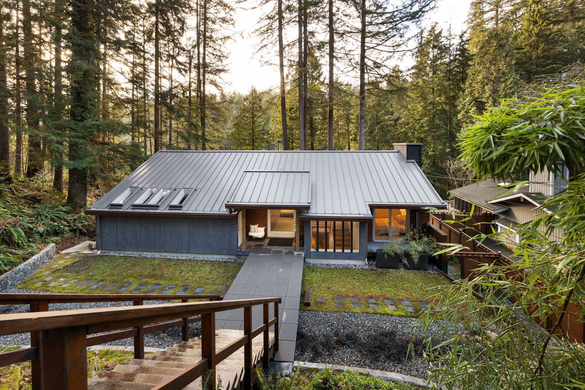 3995 Capilano Road, North Vancouver, BC 60