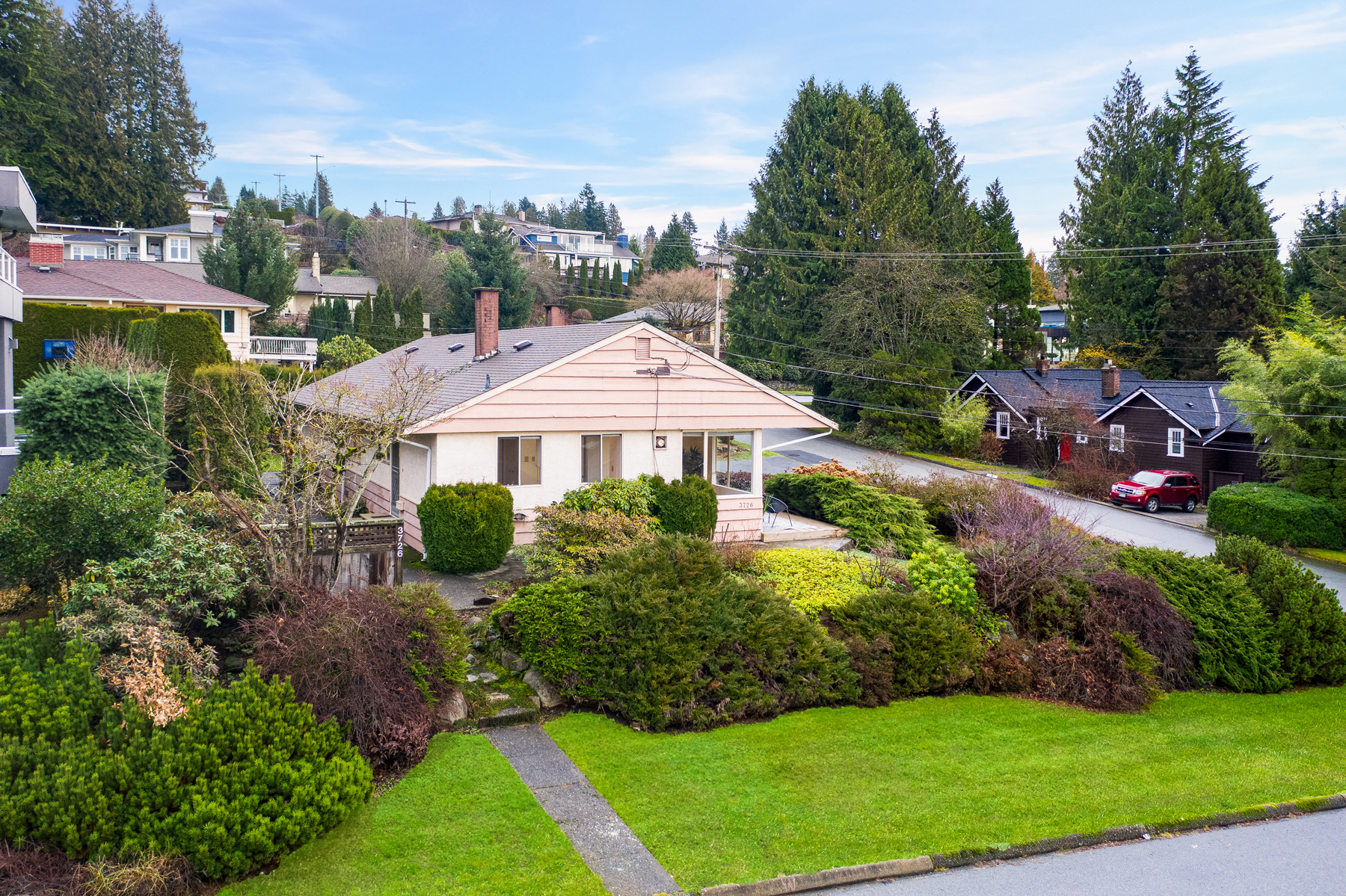 3726 Norwood Ave, North Vancouver, BC 22