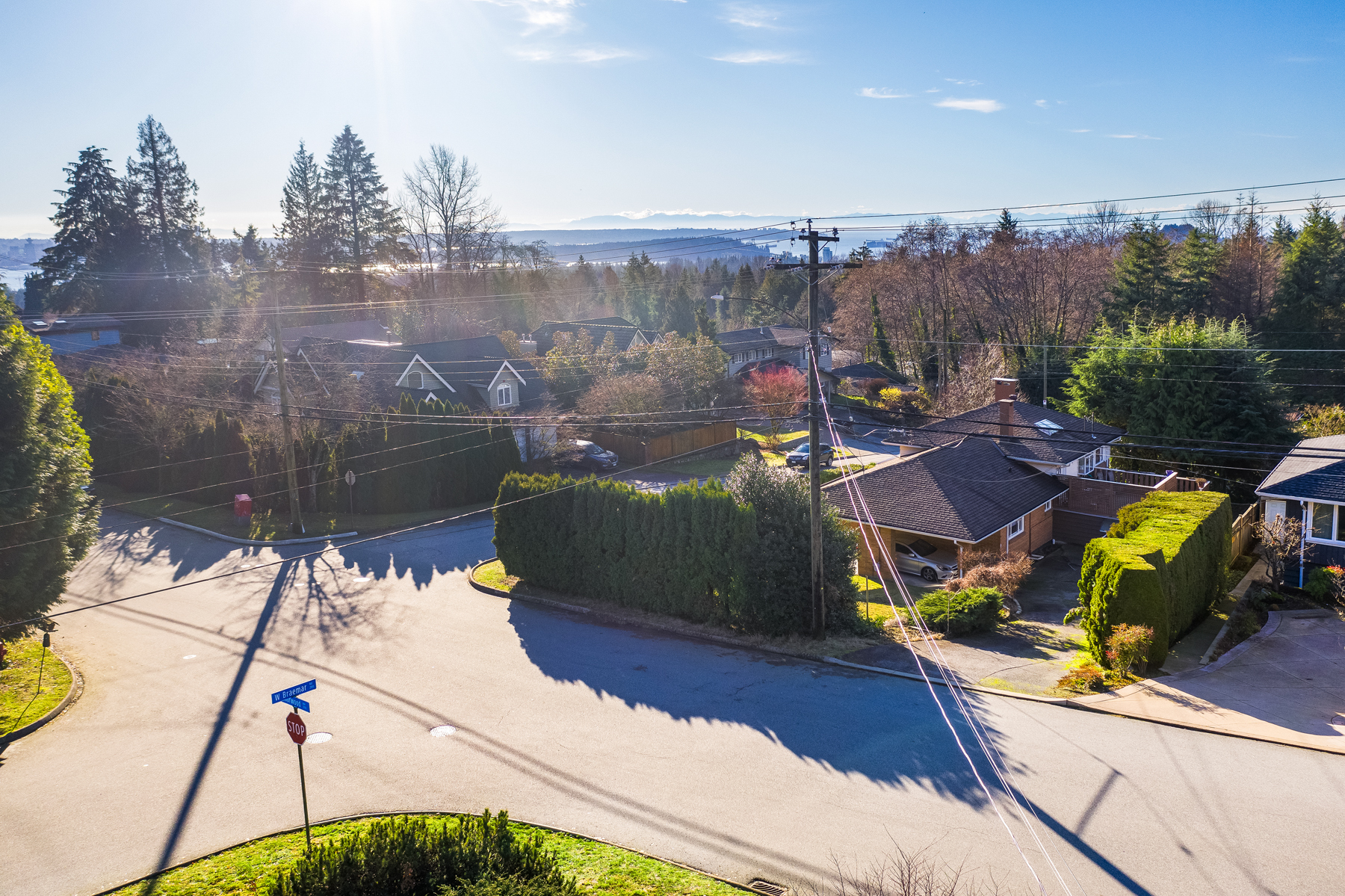 3726 Norwood Ave, North Vancouver, BC 32