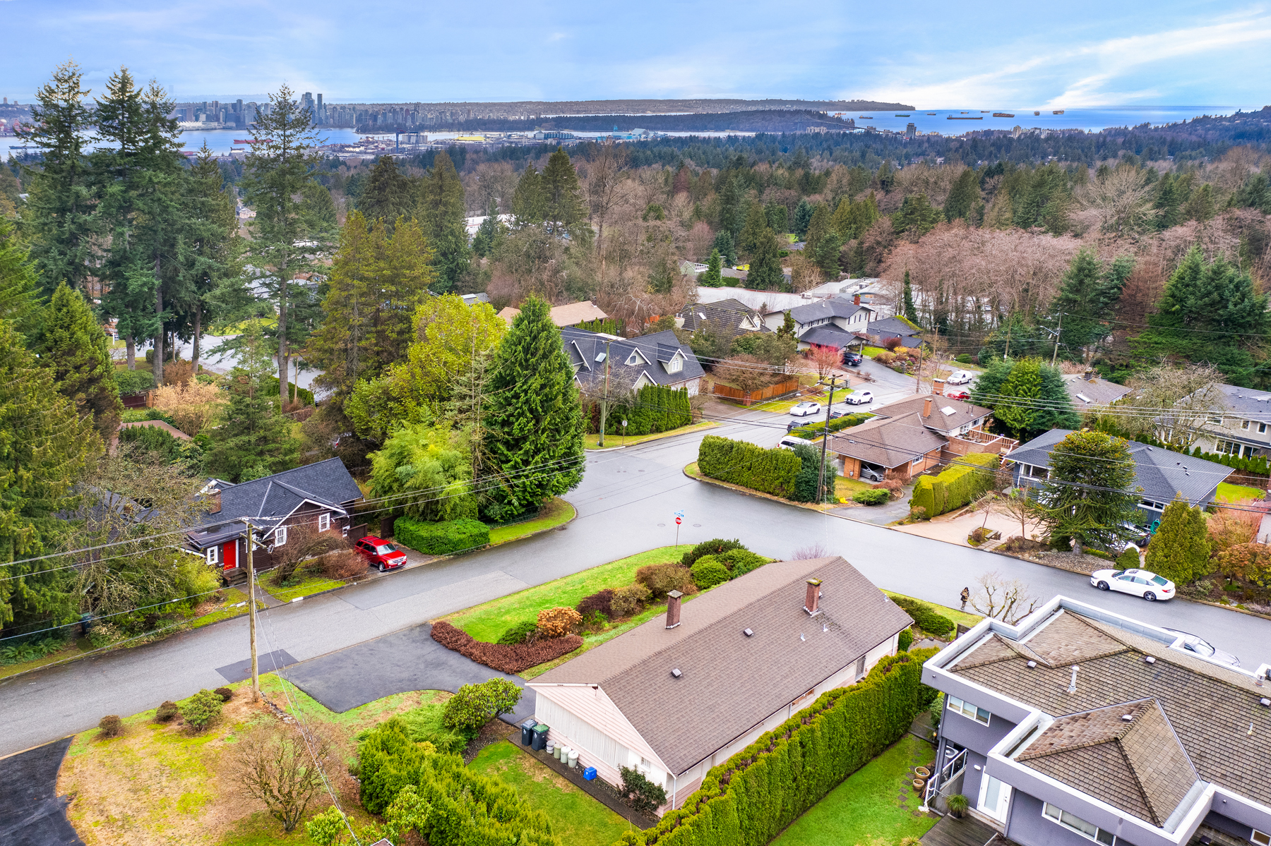 3726 Norwood Ave, North Vancouver, BC 23