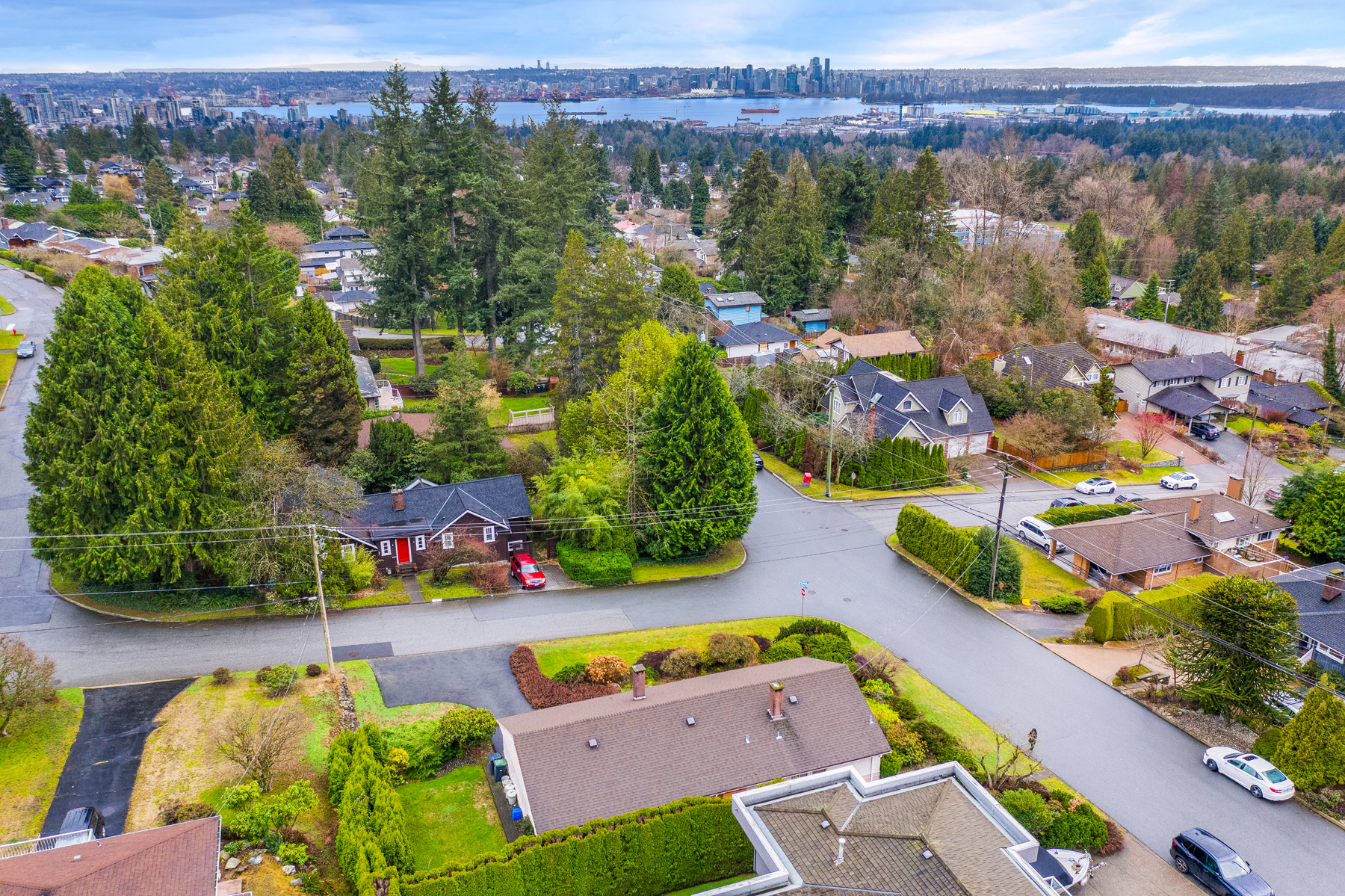 3726 Norwood Ave, North Vancouver, BC 21
