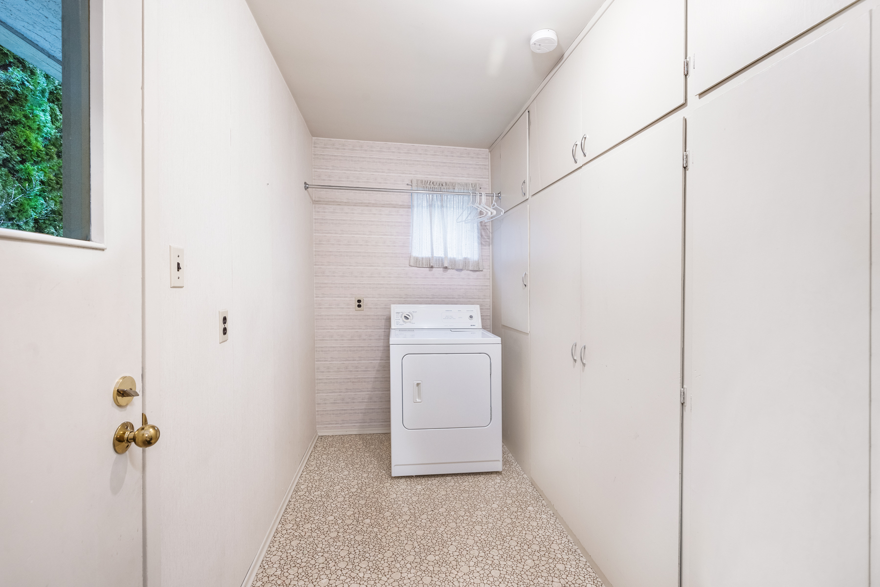 3726 Norwood Ave, North Vancouver, BC 19