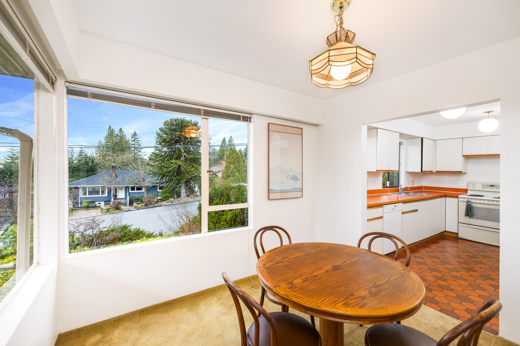 3726 Norwood Ave, North Vancouver, BC 10