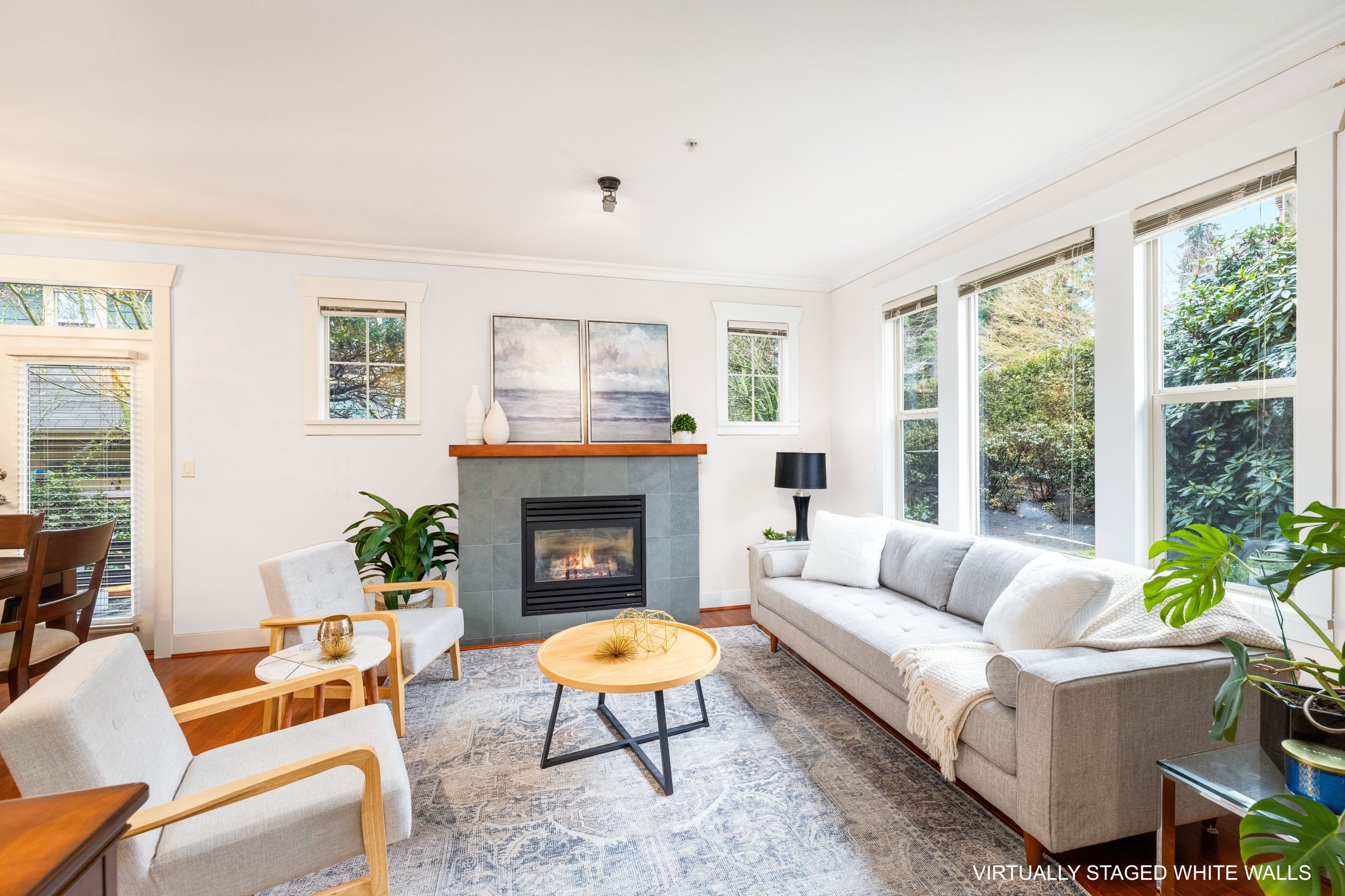 221 East Queens Road, North Vancouver 3