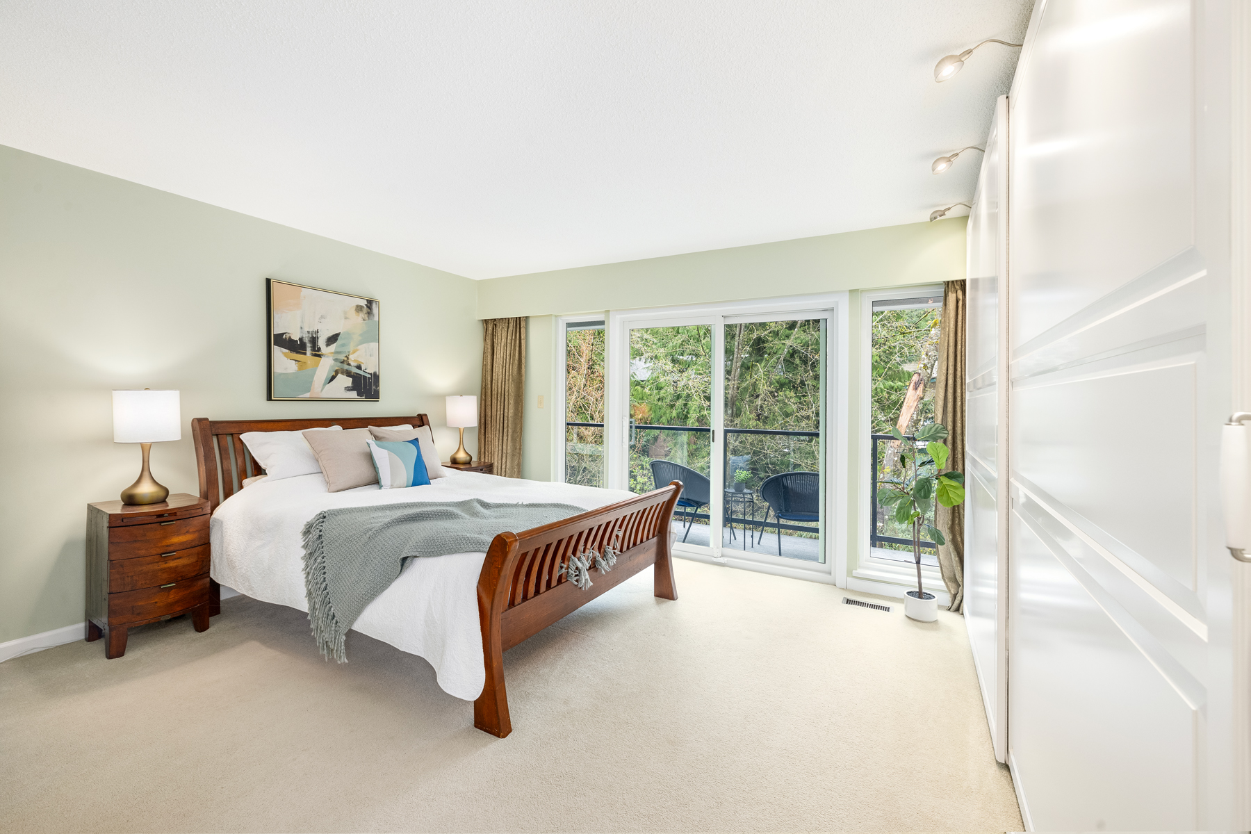 5480 Blueberry Lane, North Vancouver, BC 26