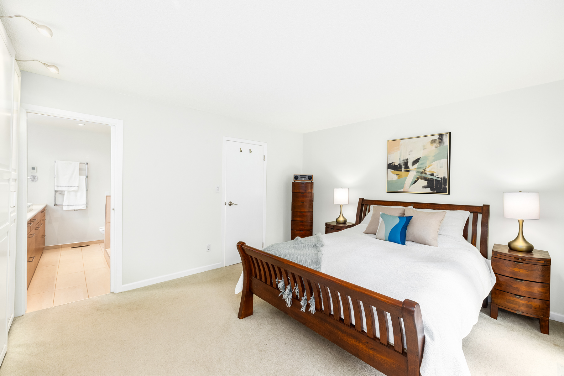 5480 Blueberry Lane, North Vancouver, BC 28