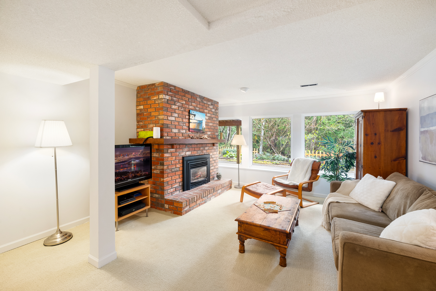 5480 Blueberry Lane, North Vancouver, BC 32