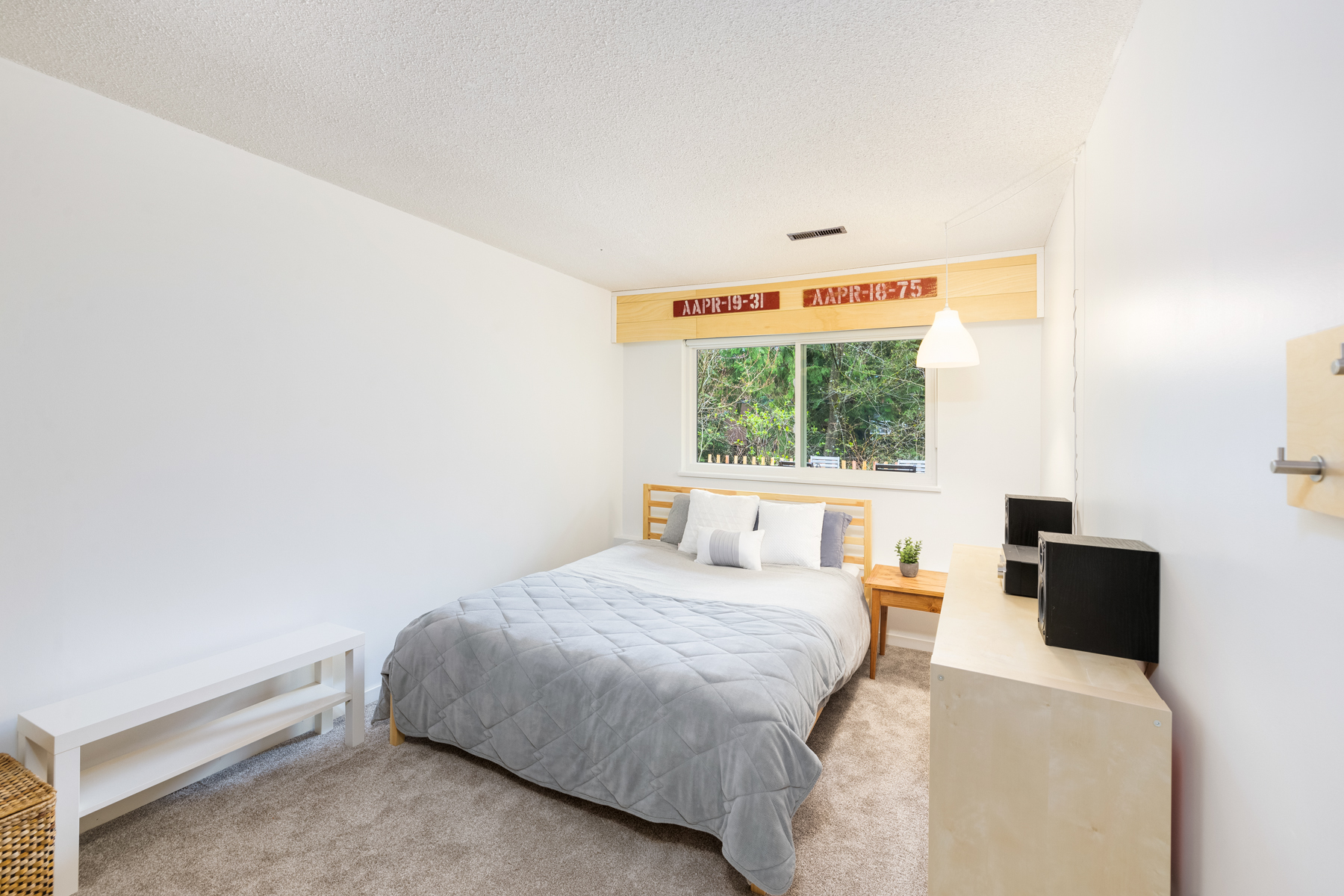 5480 Blueberry Lane, North Vancouver, BC 34