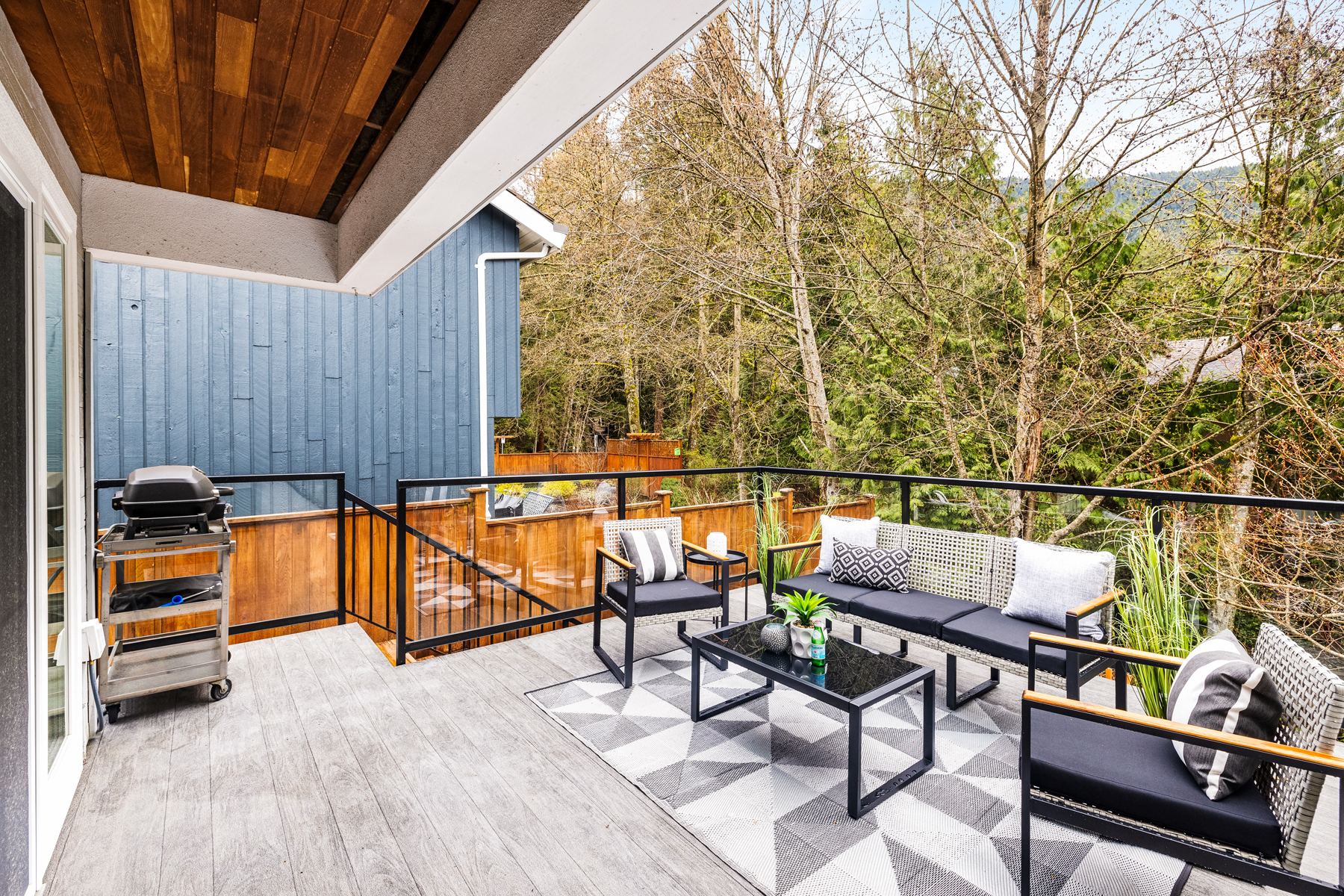 5480 Blueberry Lane, North Vancouver, BC 17