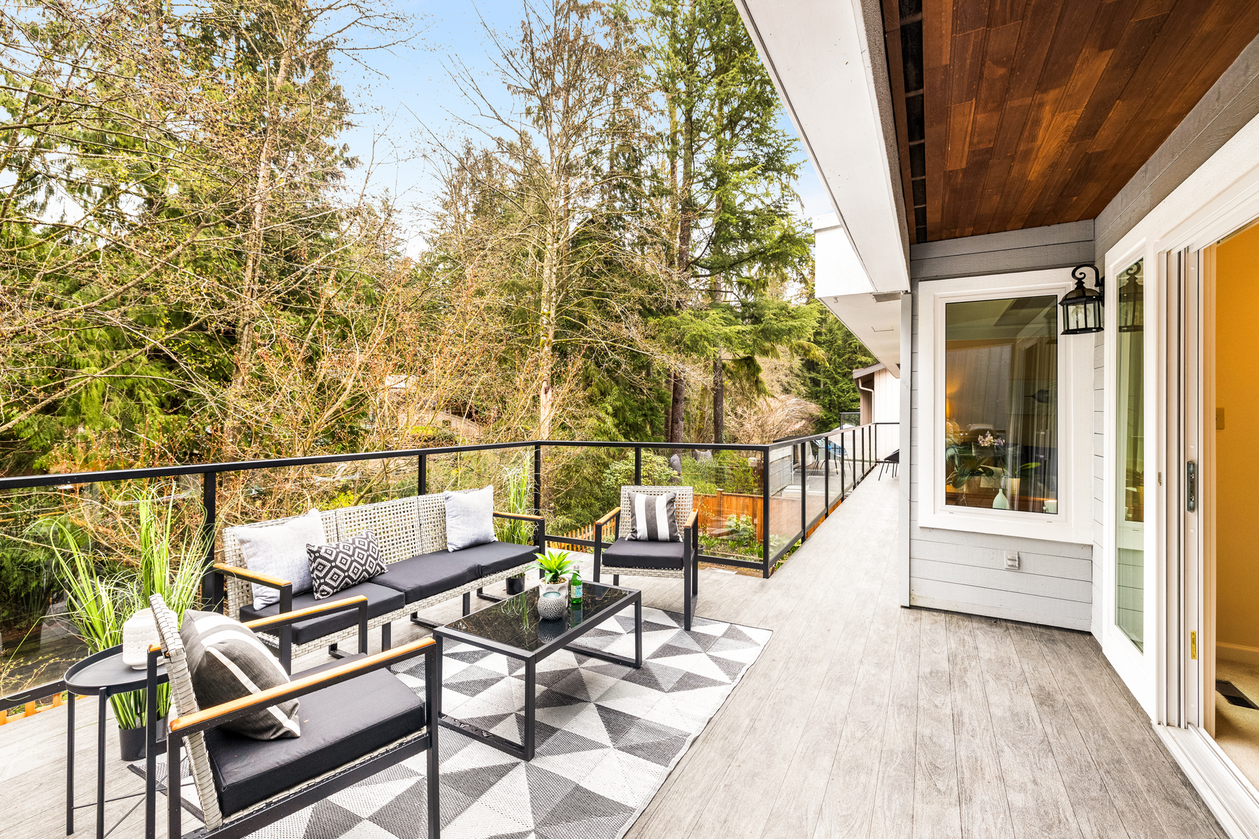 5480 Blueberry Lane, North Vancouver, BC 15