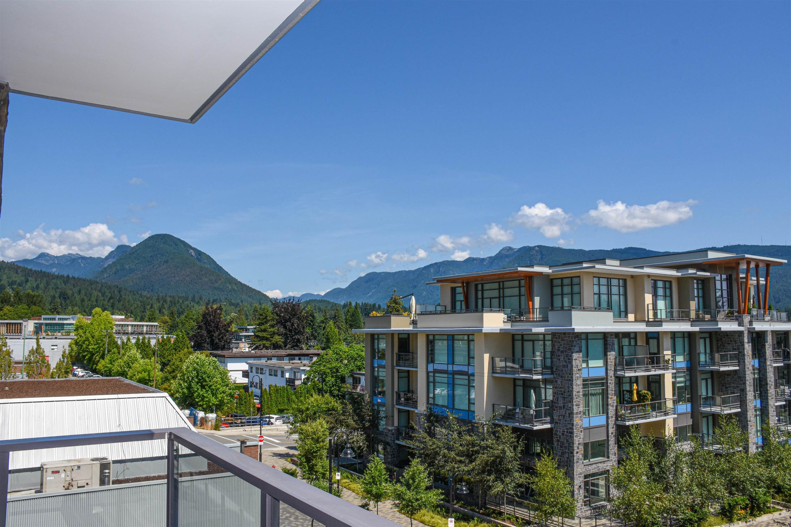 305 2785 Library Lane, North Vancouver