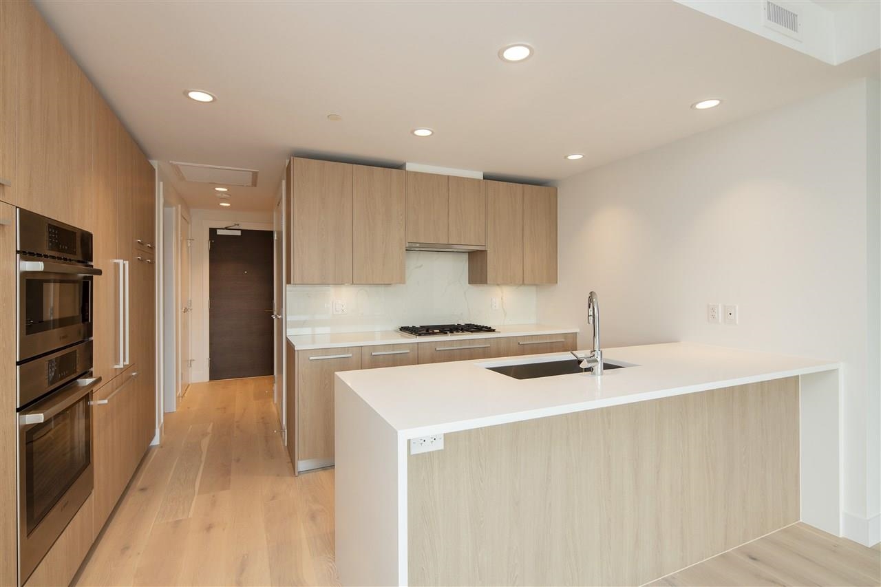 305 2785 Library Lane, North Vancouver 6
