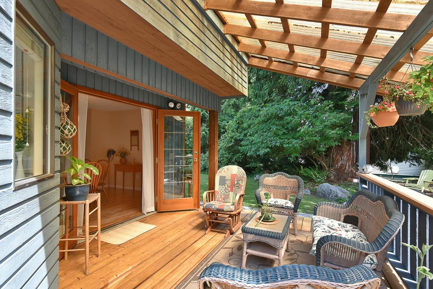 7865 Lohn Road, Halfmoon Bay 12