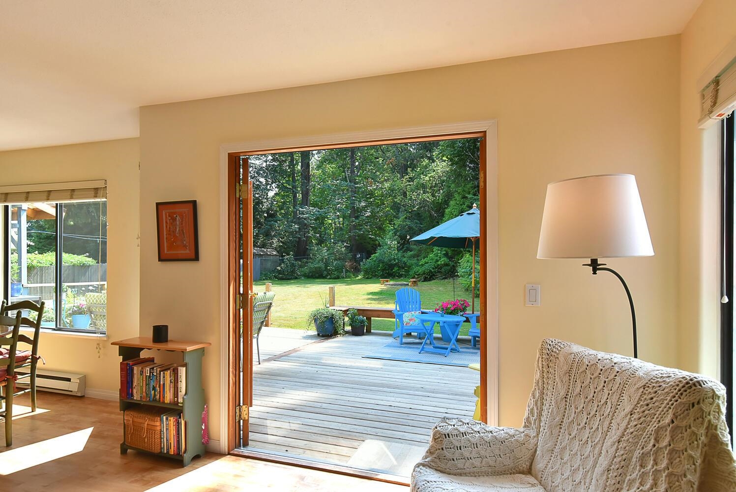 7865 Lohn Road, Halfmoon Bay 11
