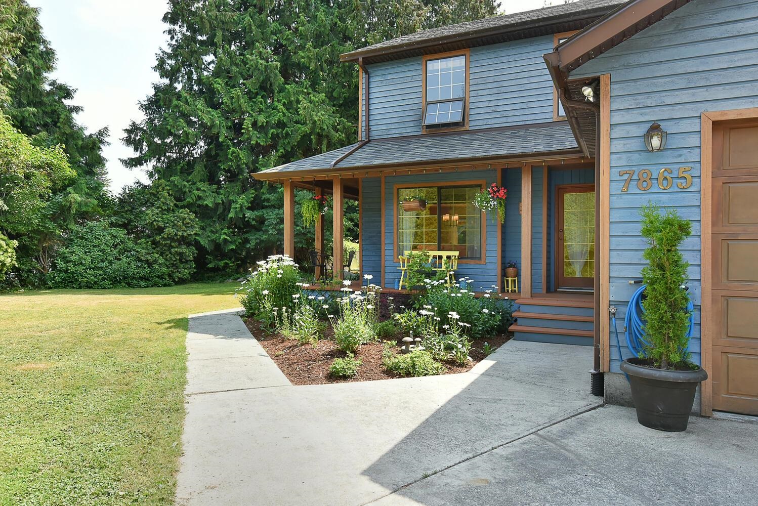 7865 Lohn Road, Halfmoon Bay