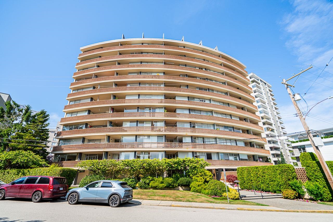 1005 2135 ARGYLE AVENUE 2