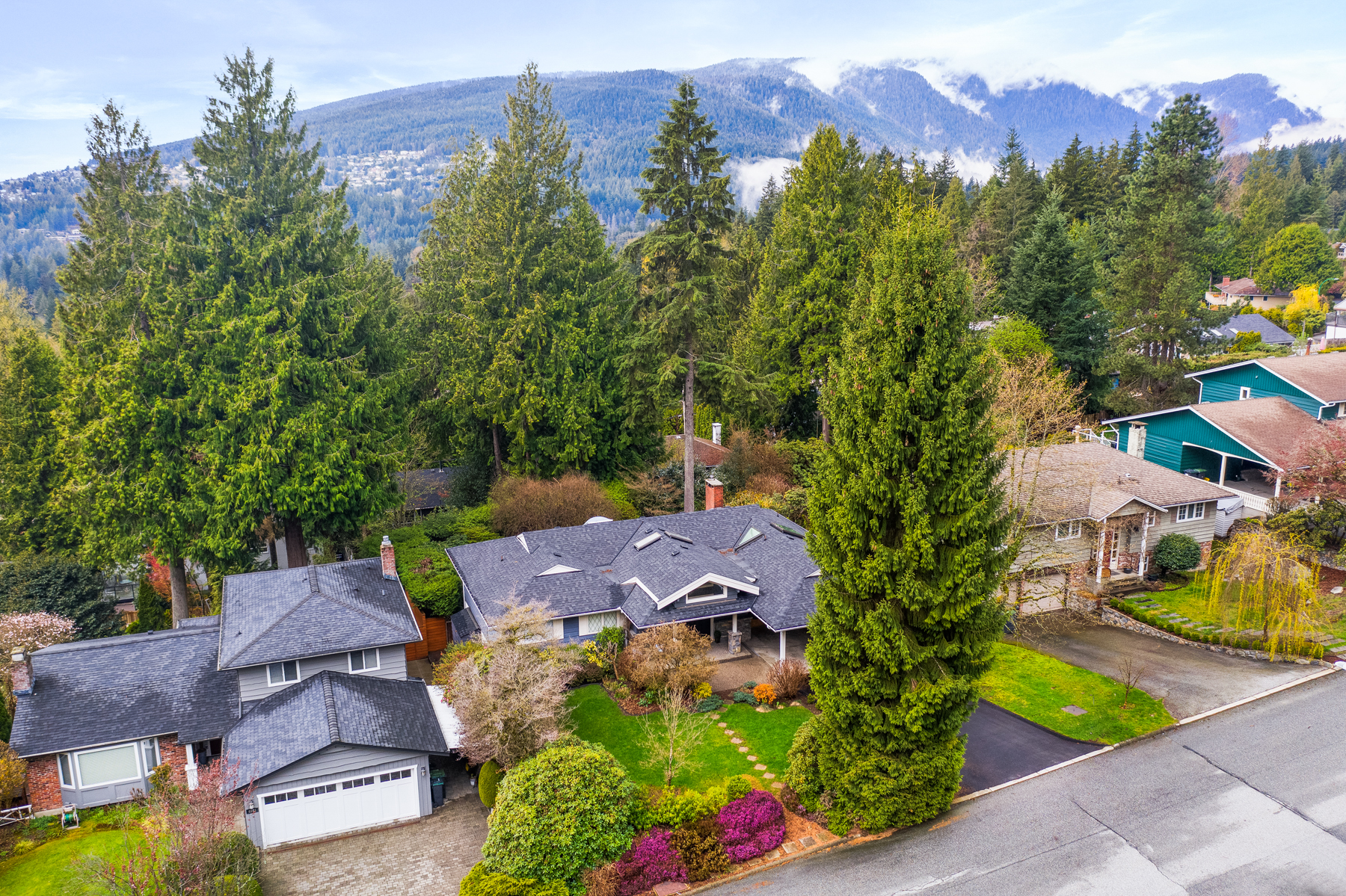 5005 Redonda Drive, North Vancouver 58