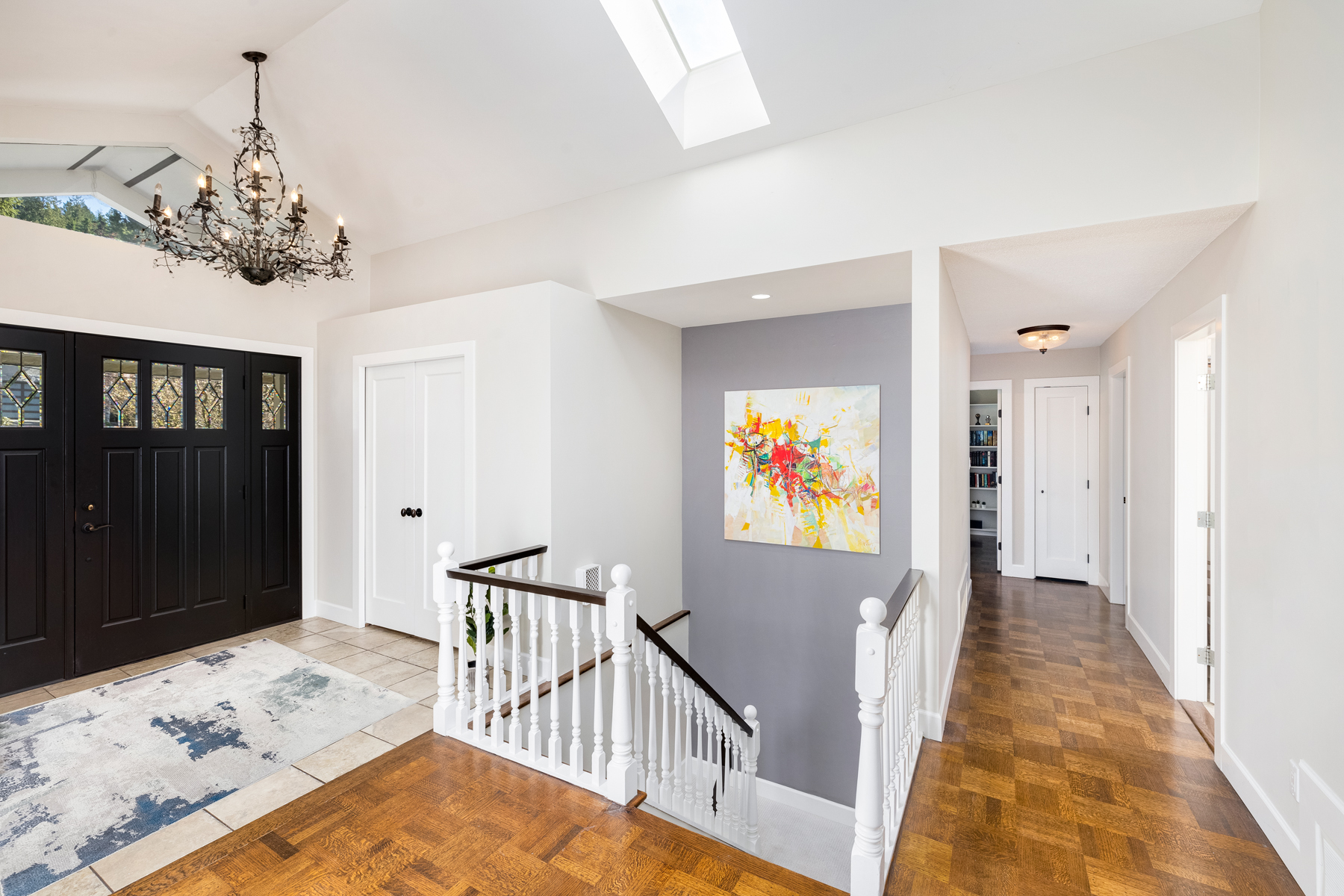 5005 Redonda Drive, North Vancouver 3