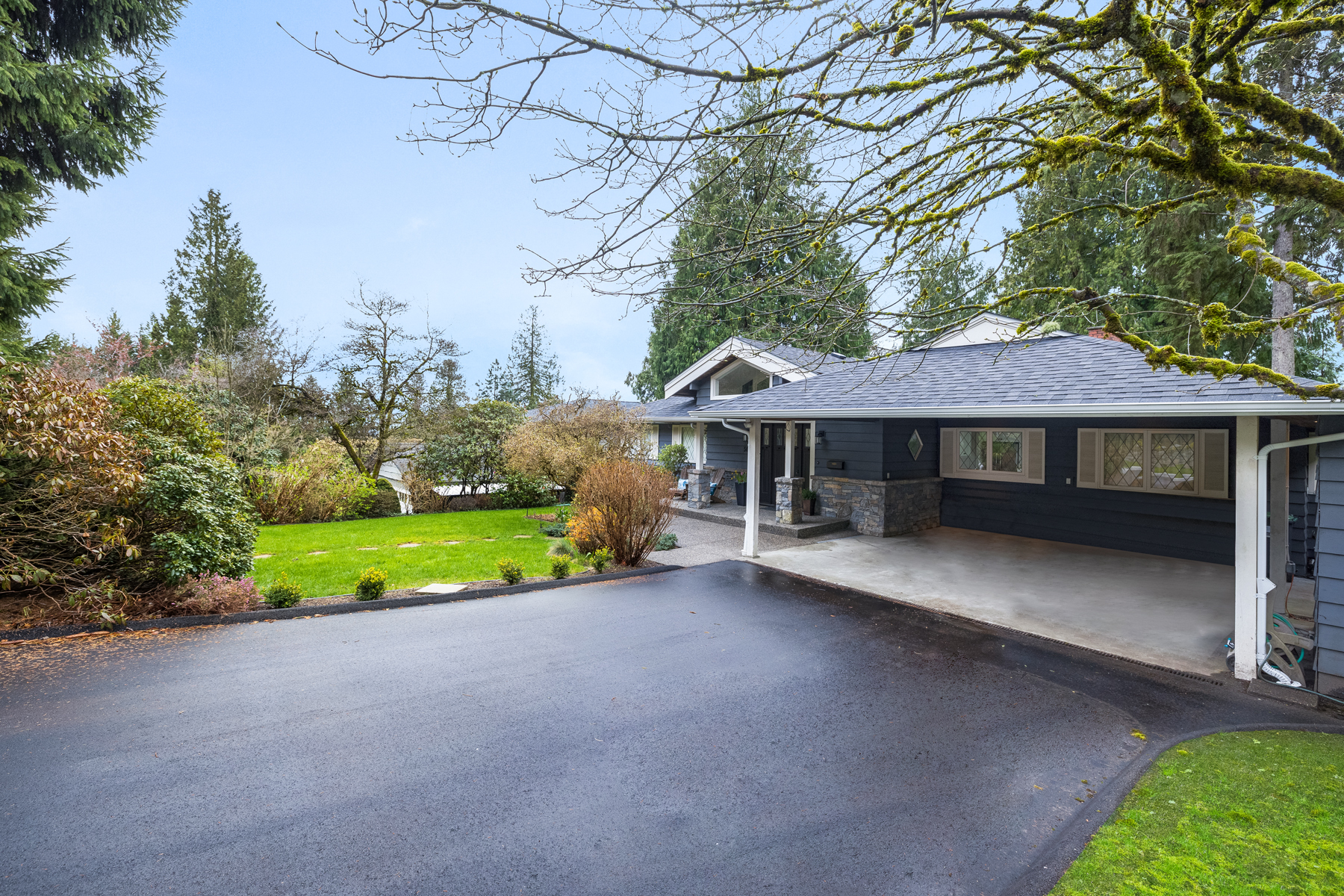 5005 Redonda Drive, North Vancouver 56