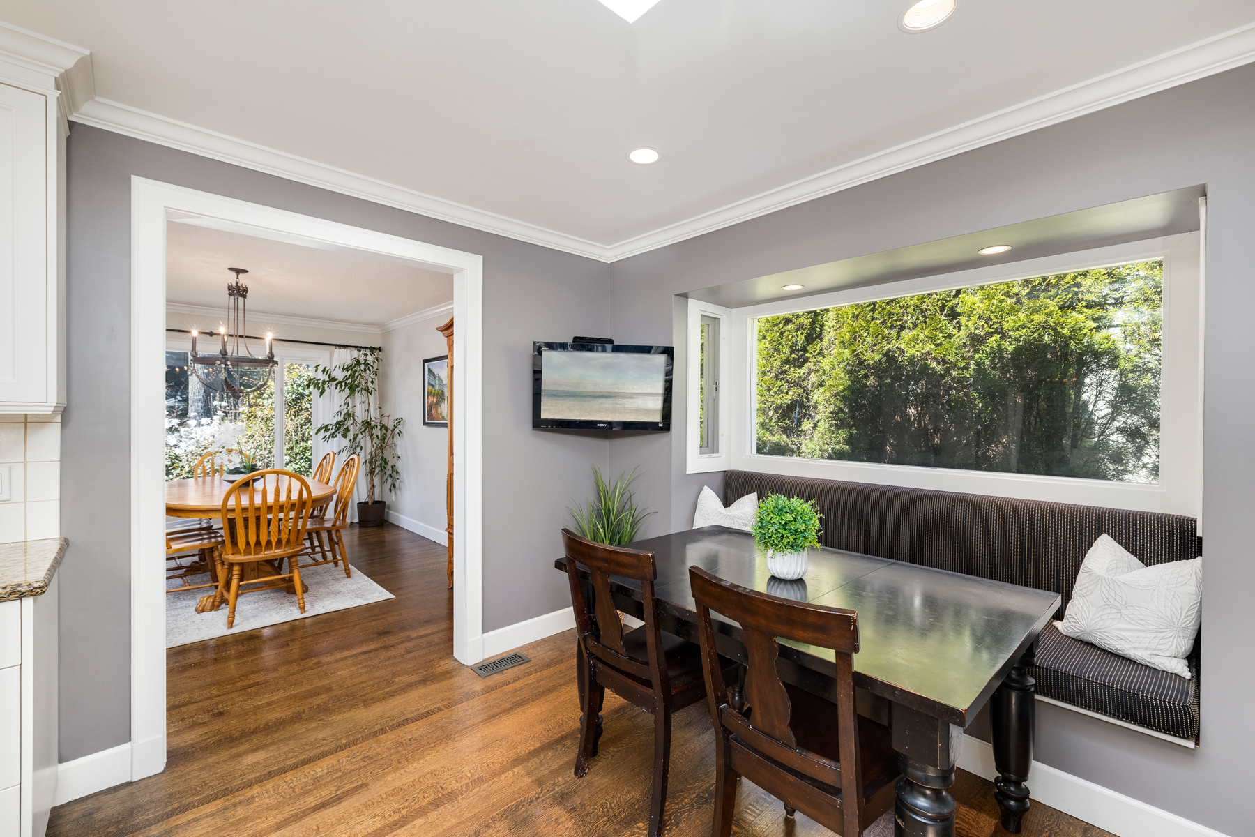5005 Redonda Drive, North Vancouver 12