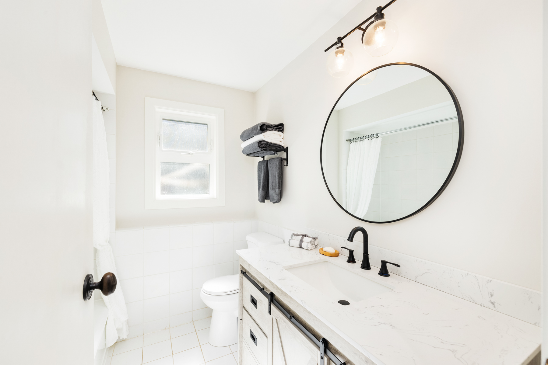 5005 Redonda Drive, North Vancouver 33