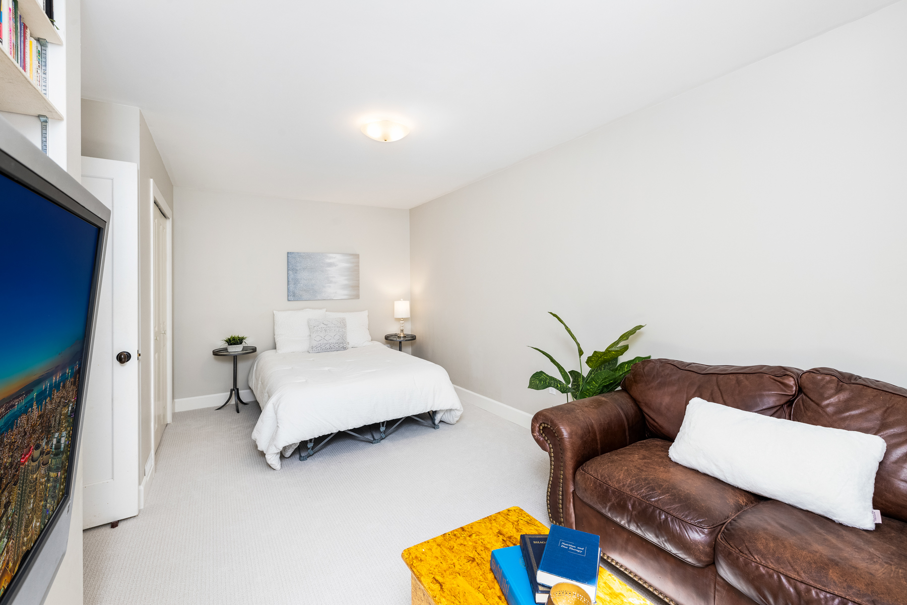 5005 Redonda Drive, North Vancouver 32