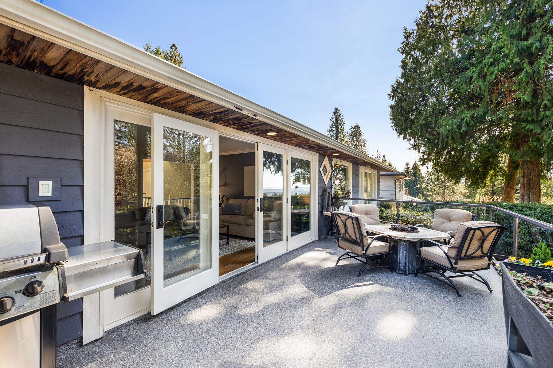 5005 Redonda Drive, North Vancouver 24