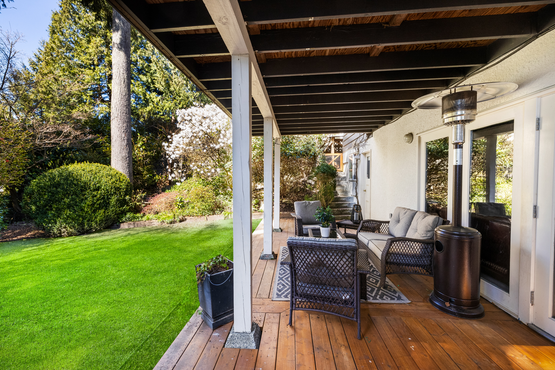 5005 Redonda Drive, North Vancouver 29