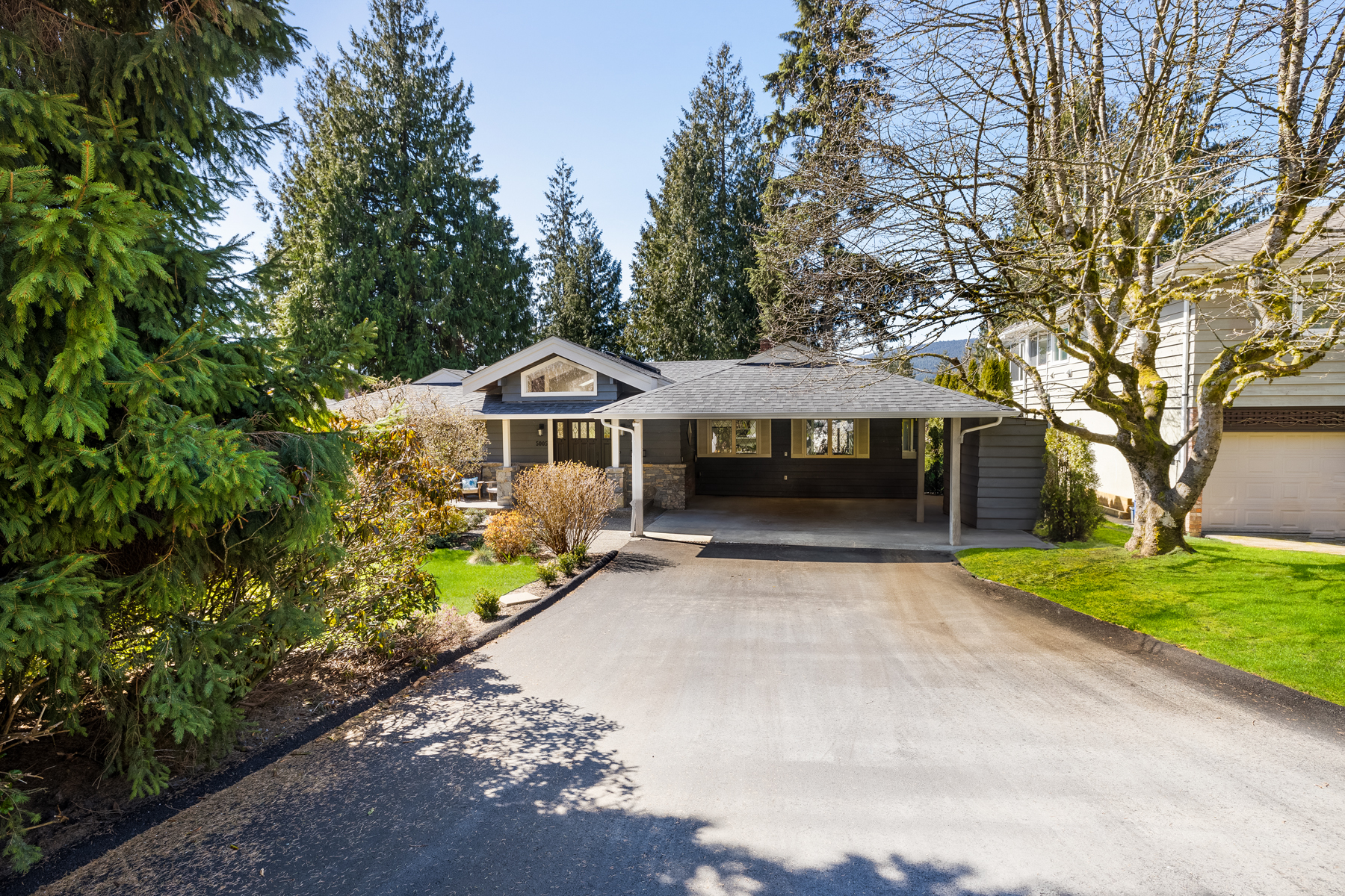 5005 Redonda Drive, North Vancouver 45