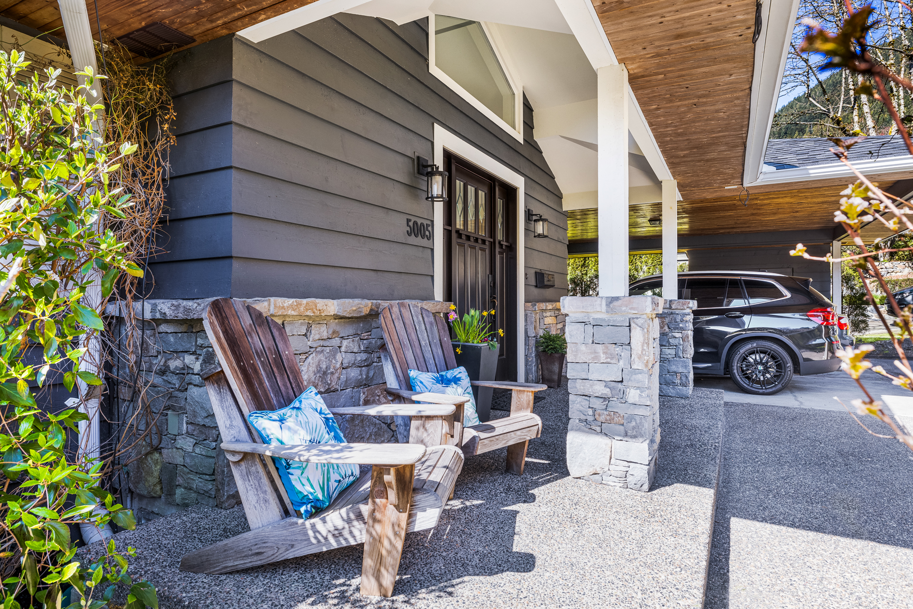 5005 Redonda Drive, North Vancouver 46