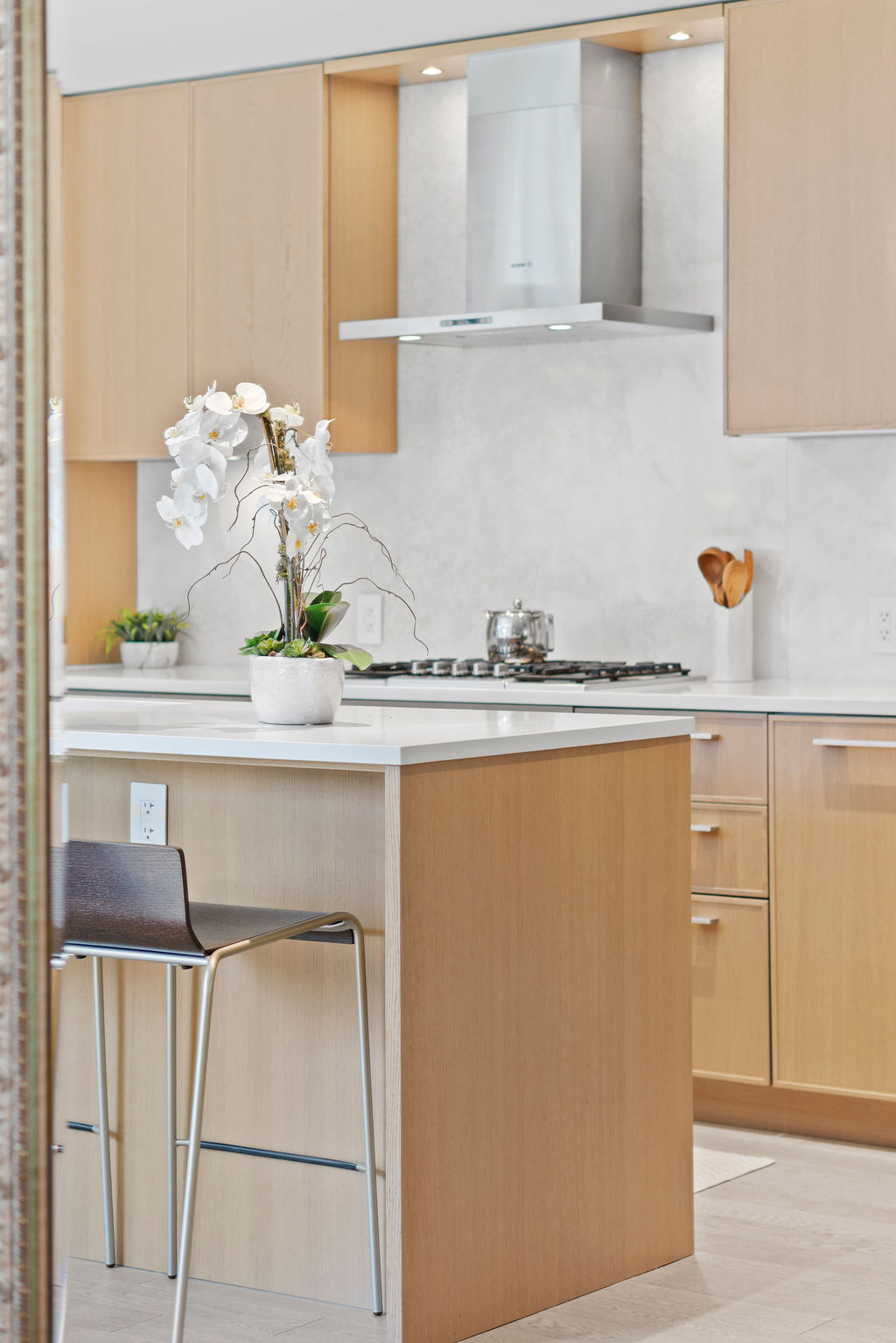 203-1055 Ridgewood Drive, North Vancouver 7