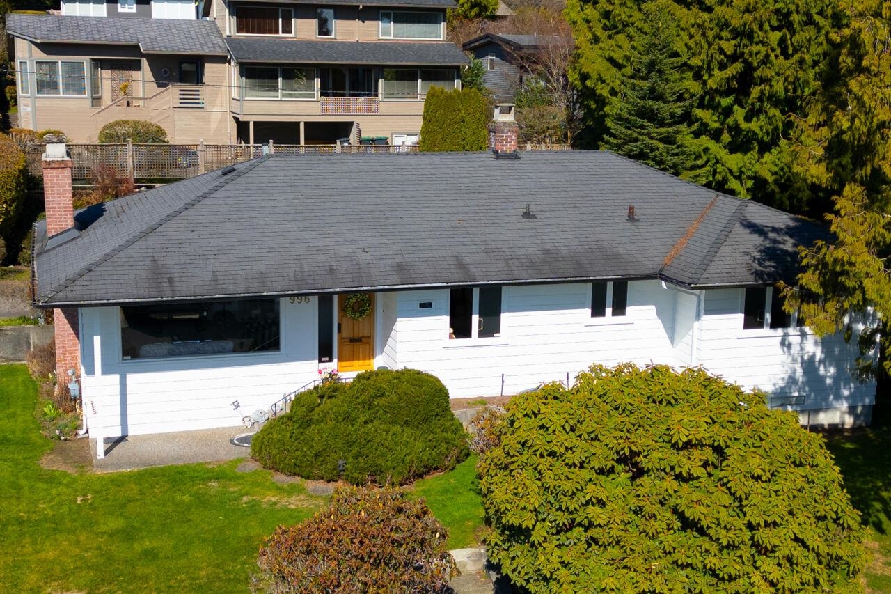 996 BEAUMONT DRIVE 4