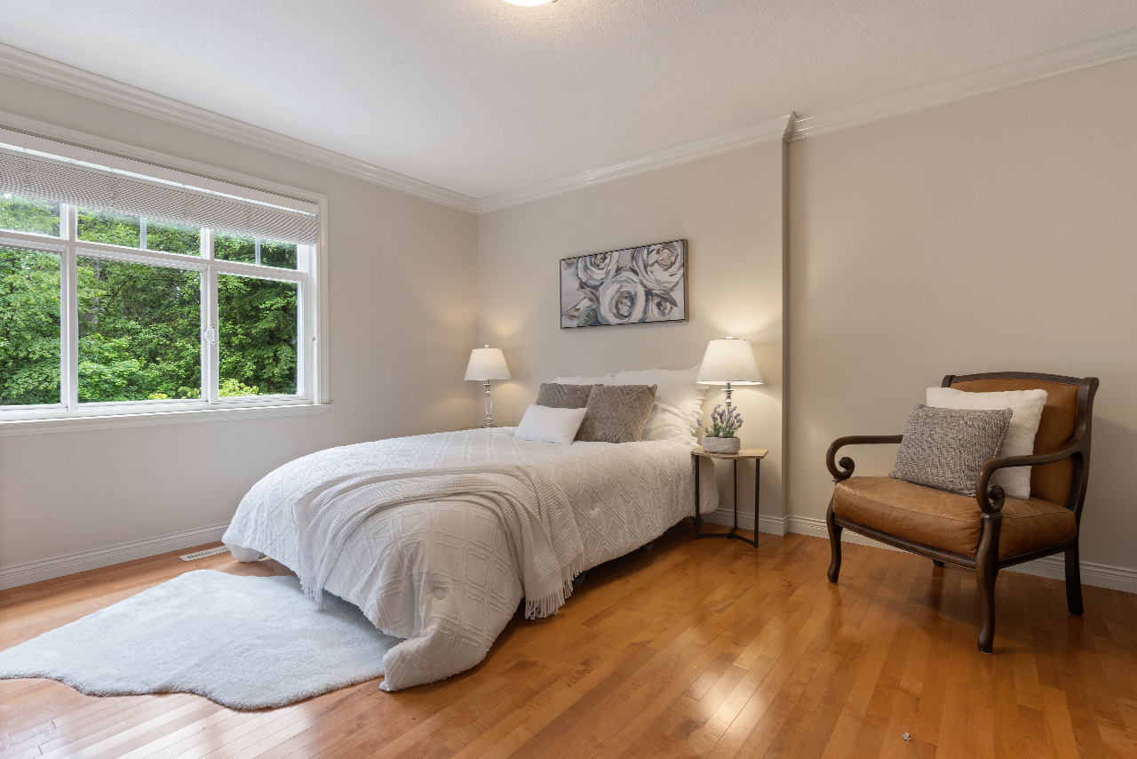 382 Cartelier Road, North Vancouver 32