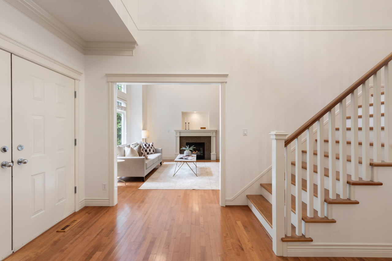 382 Cartelier Road, North Vancouver 25