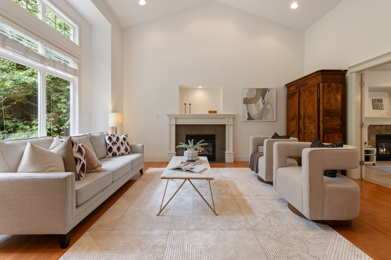 382 Cartelier Road, North Vancouver 8