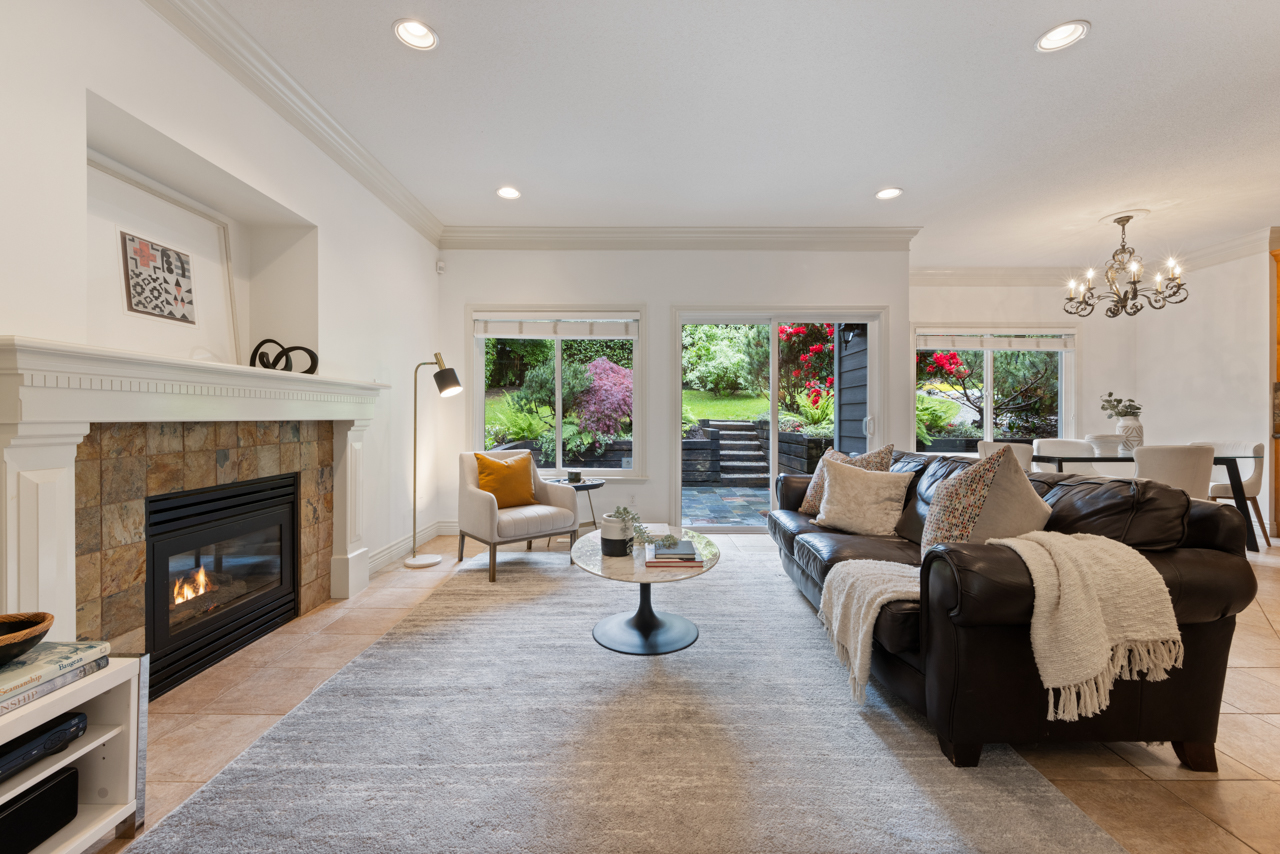 382 Cartelier Road, North Vancouver 10