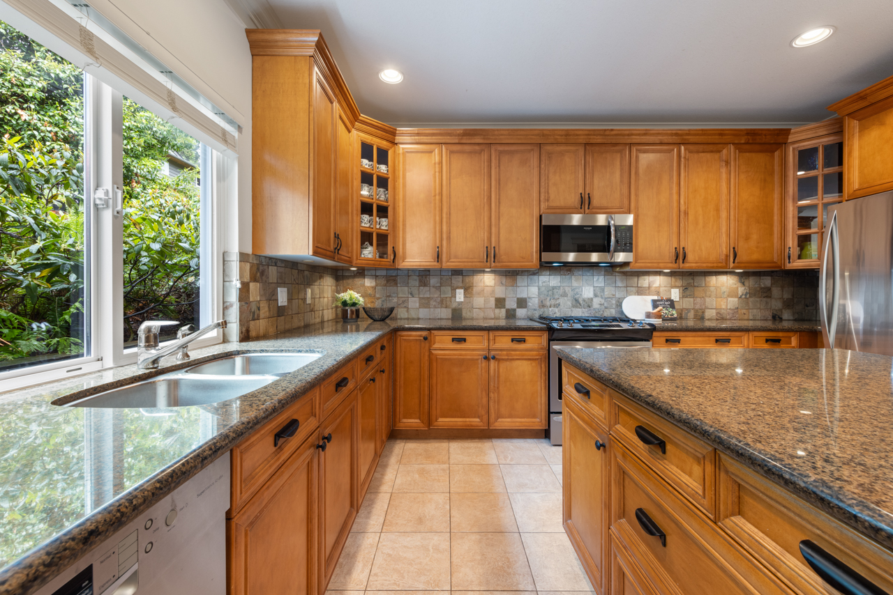 382 Cartelier Road, North Vancouver 20