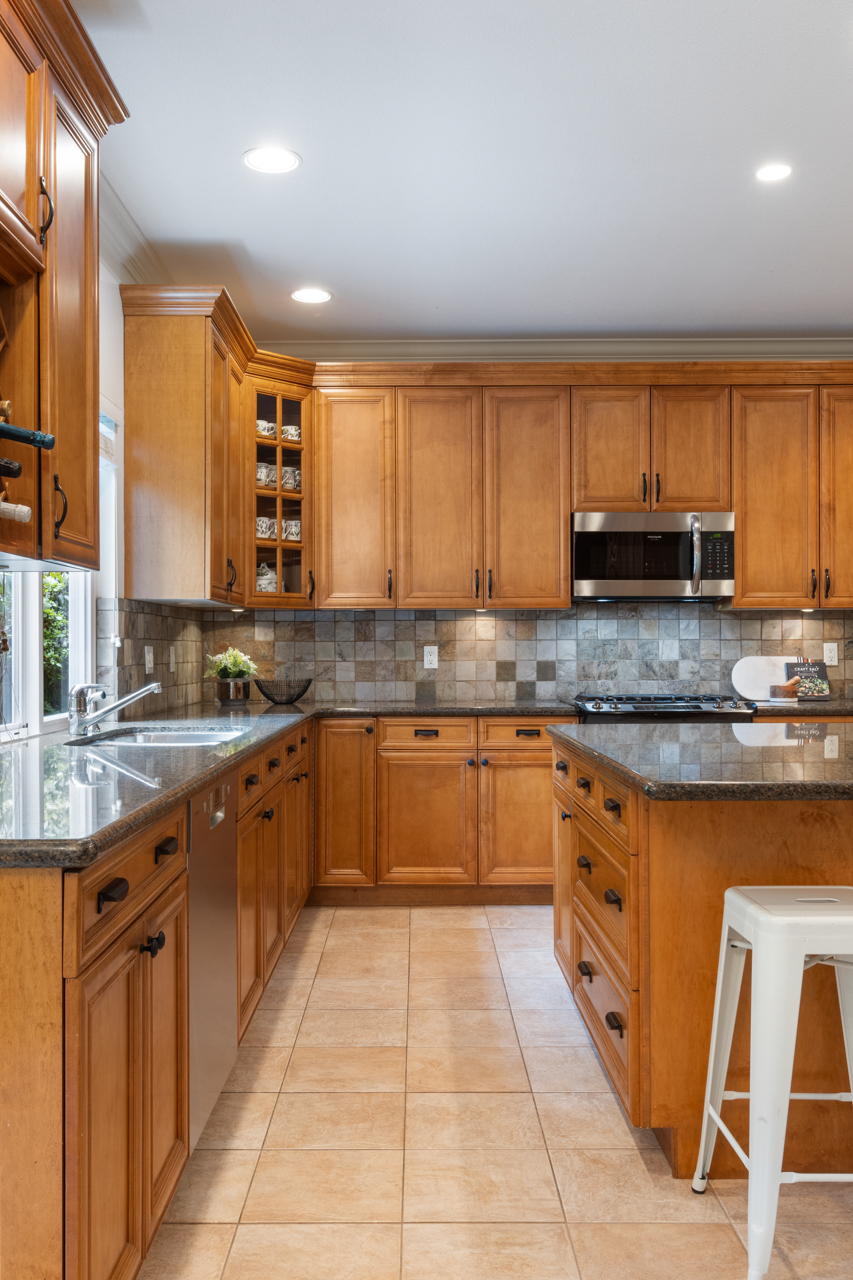 382 Cartelier Road, North Vancouver 23